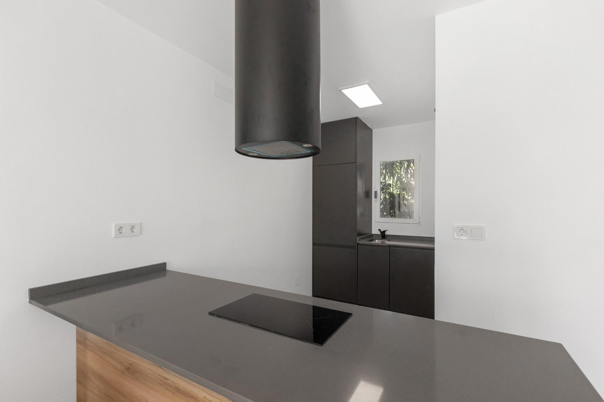 Lange Termijn Verhuur - Bungalow - Gelijkvloers - Torrevieja - Zona los Frutales