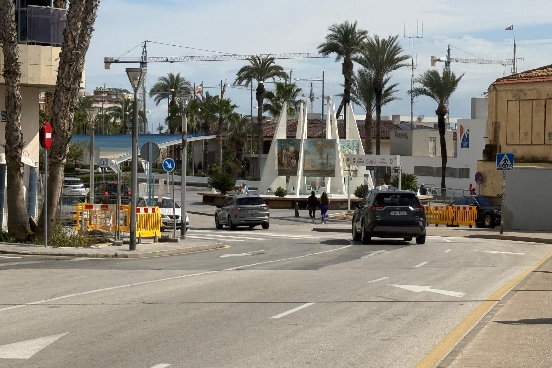 Lange Termijn Verhuur - Reclame - Torrevieja - Paseo maritimo