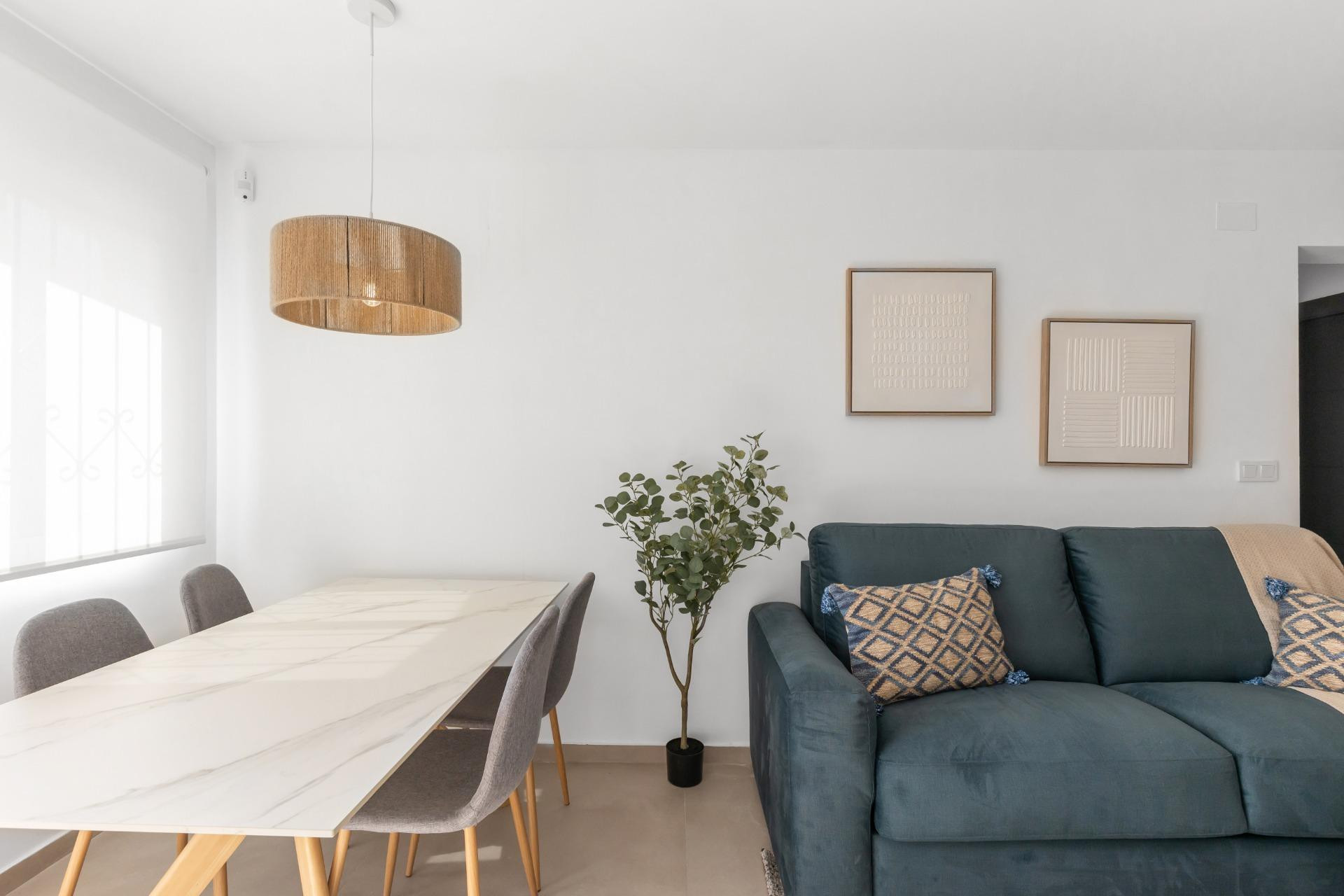 Location à long terme - Bungalow - Rez-de-chaussée - Torrevieja - Zona los Frutales