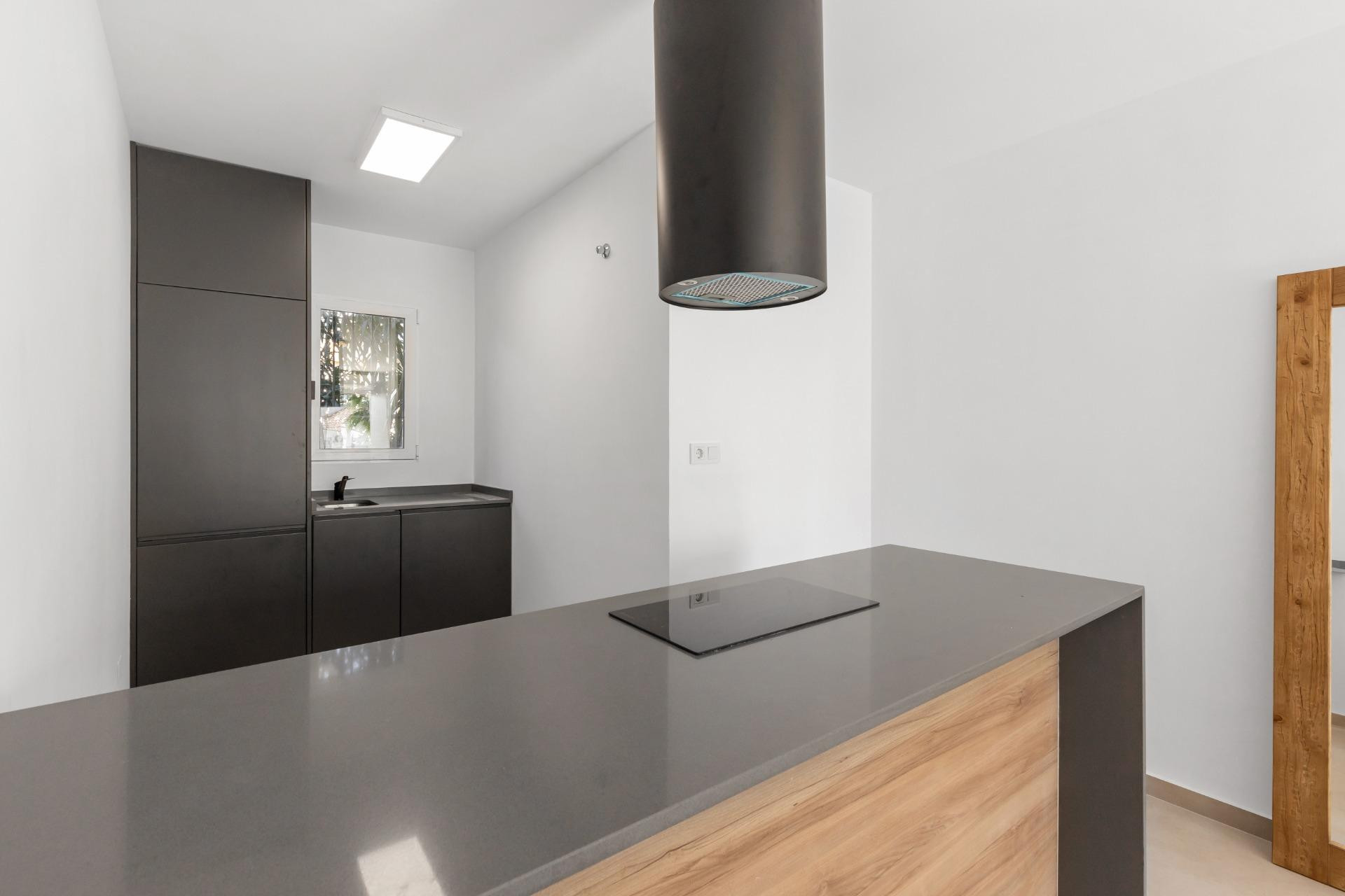 Location à long terme - Bungalow - Rez-de-chaussée - Torrevieja - Zona los Frutales