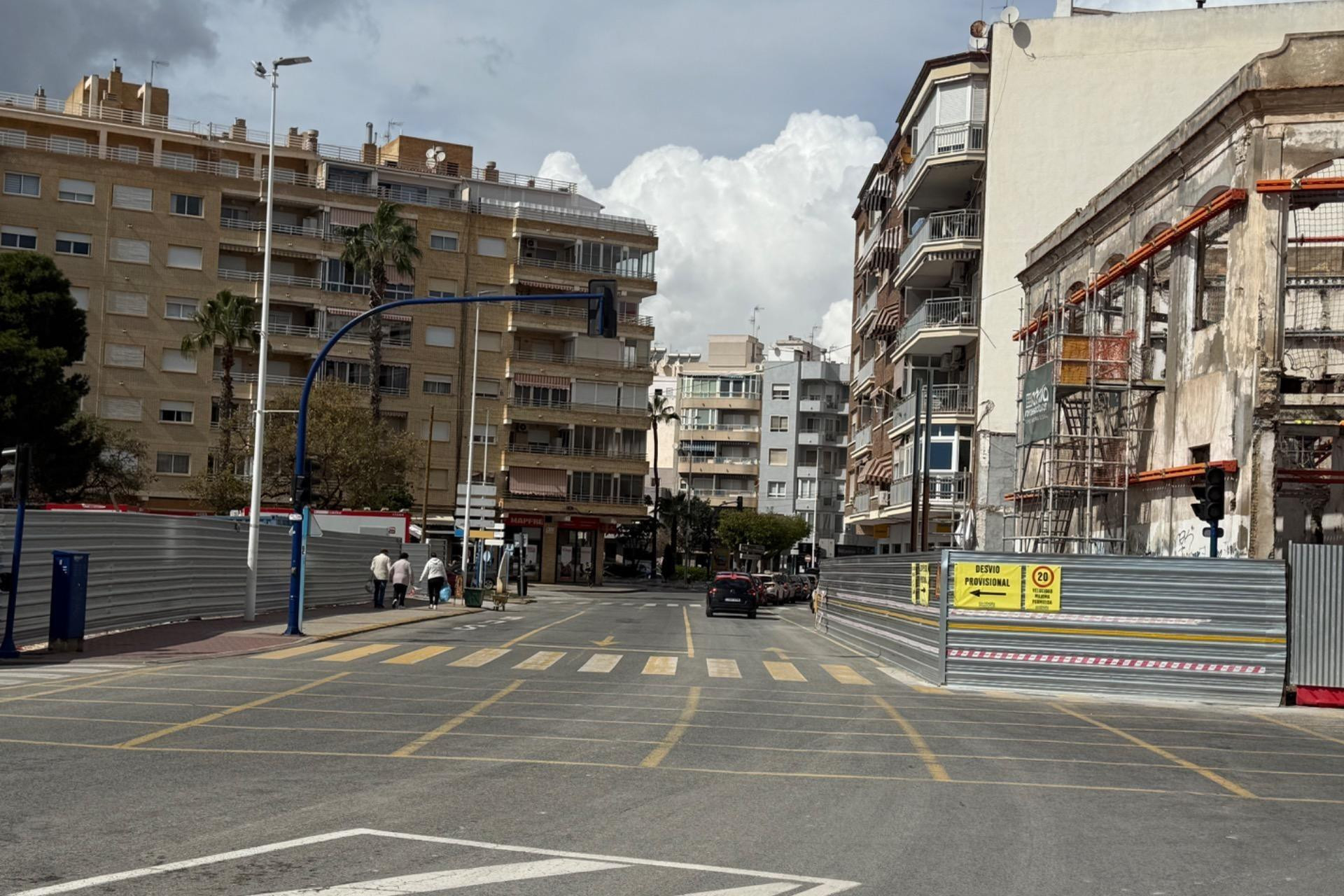 Long Term Rental - Commercial - Torrevieja - Paseo maritimo