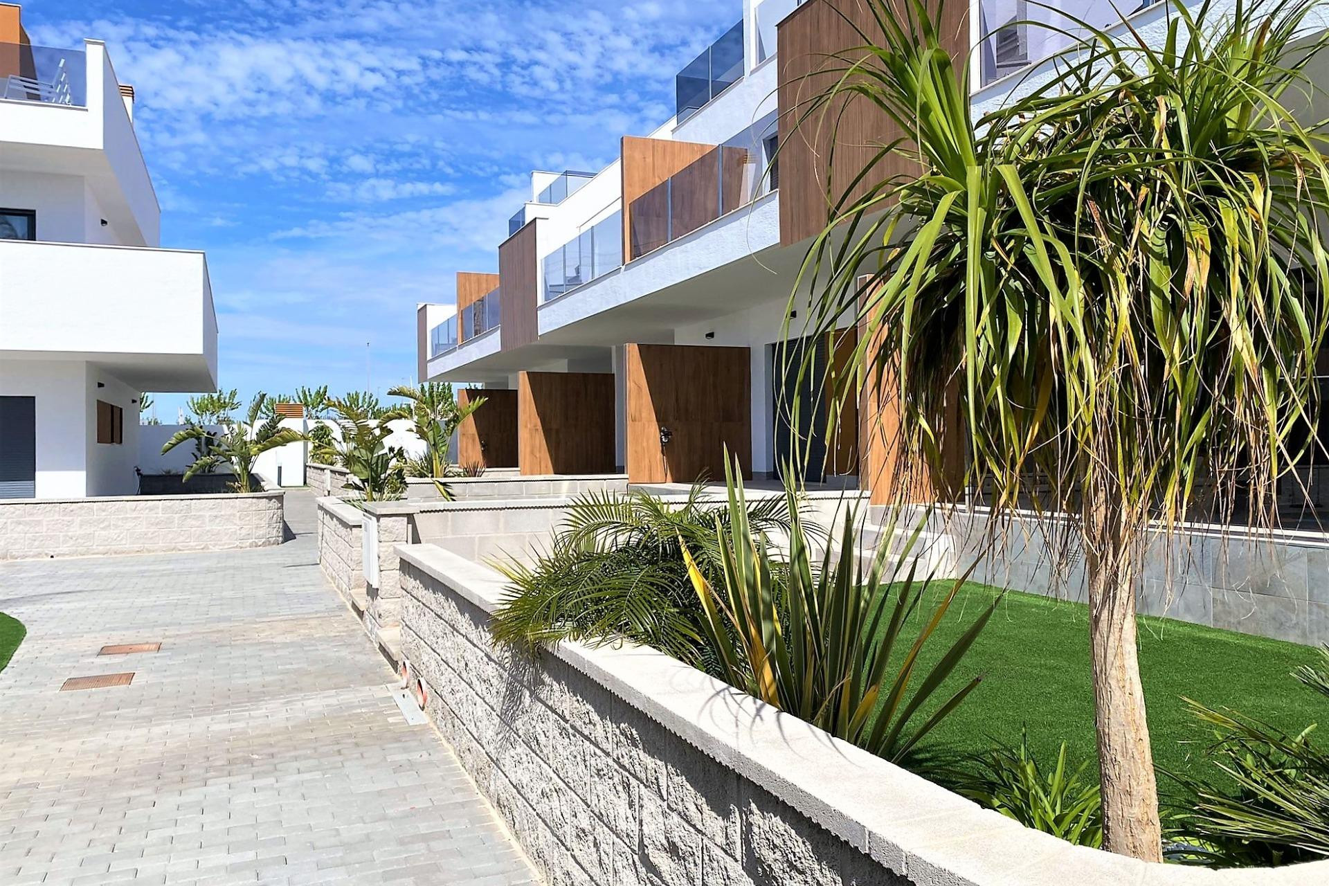 New Build - Bungalow - Groundfloor - Pilar de la Horadada - Polideportivo