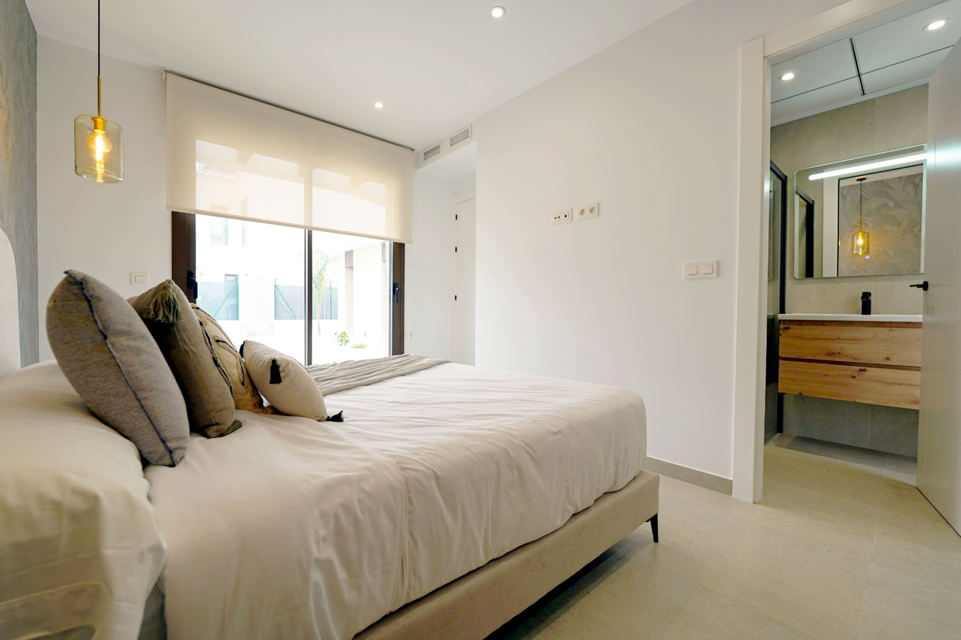 Nouvelle construction - Detached House / Villa - Almoradí