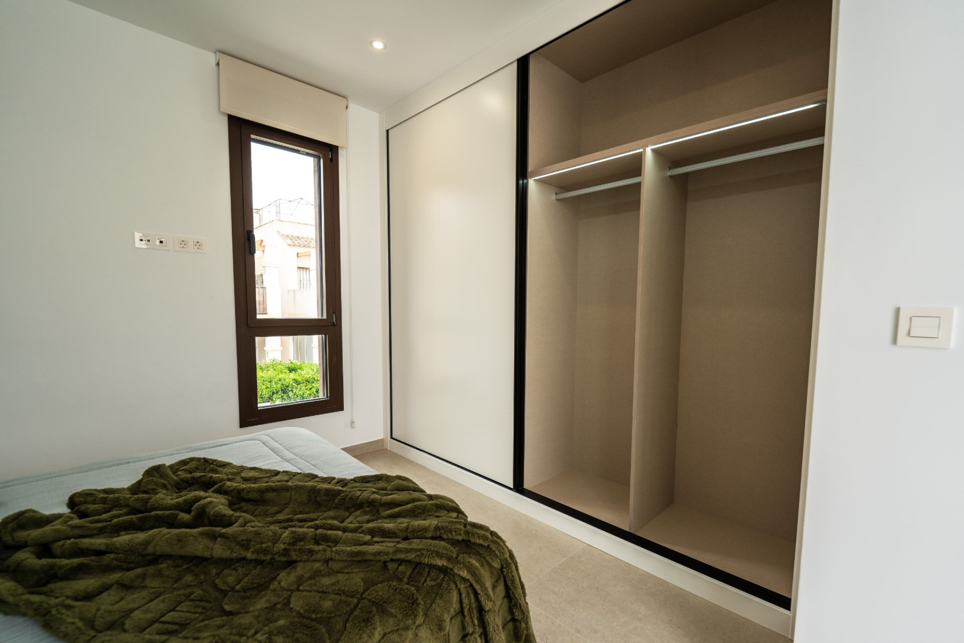 Nouvelle construction - Detached House / Villa - Almoradí