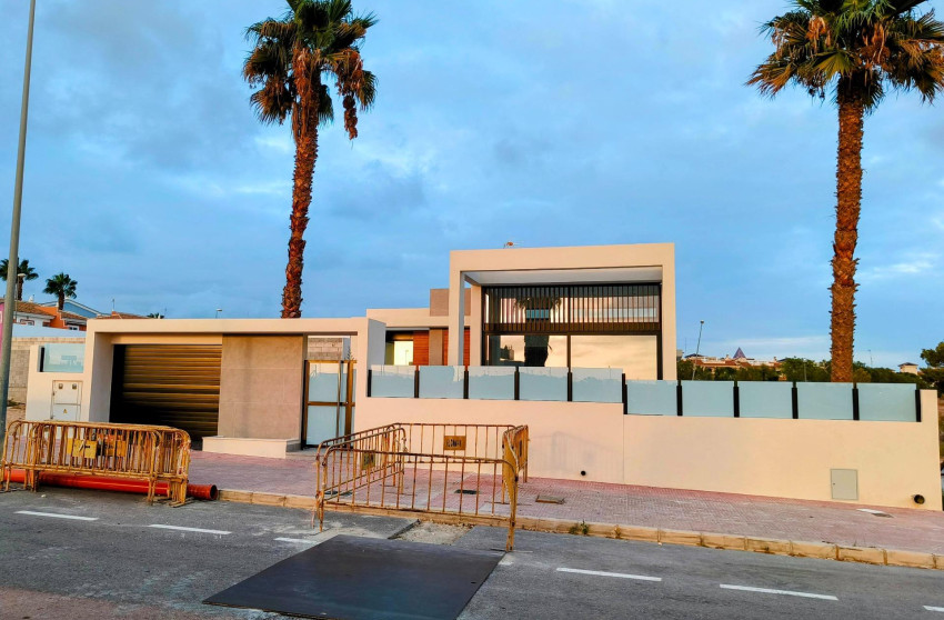 Obra nueva - Villa - Rojales - Doña Pepa