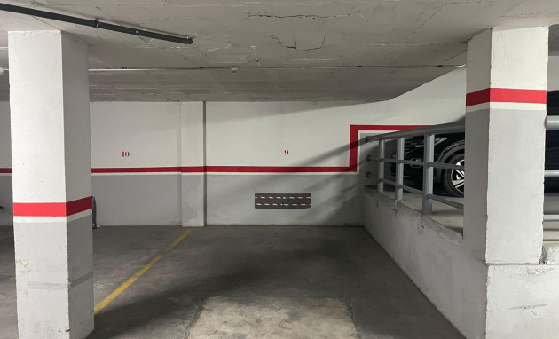 Parking - Resale - Torrevieja - ICD-13105