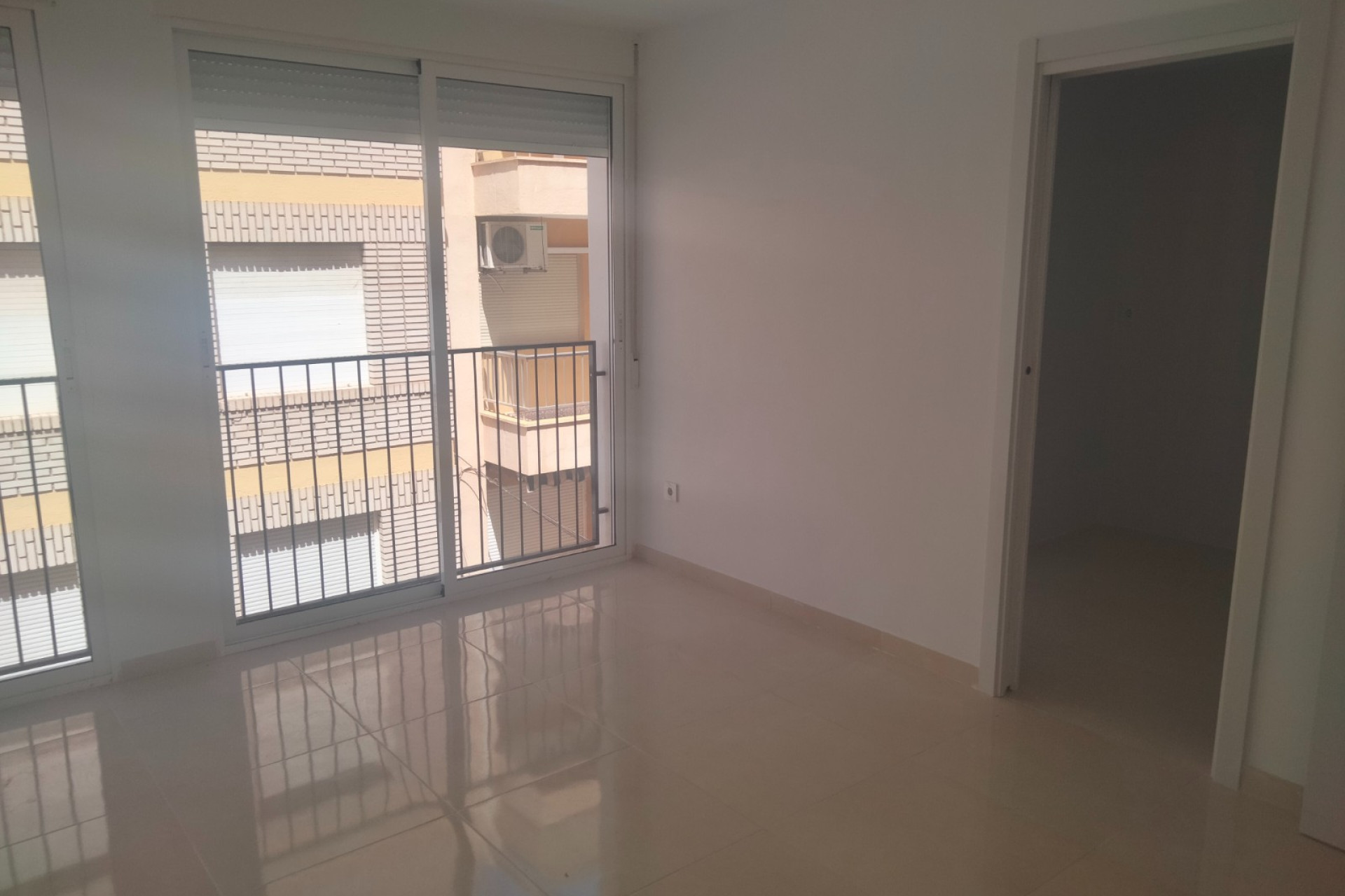 Resale - Apartment - Aguilas - Center