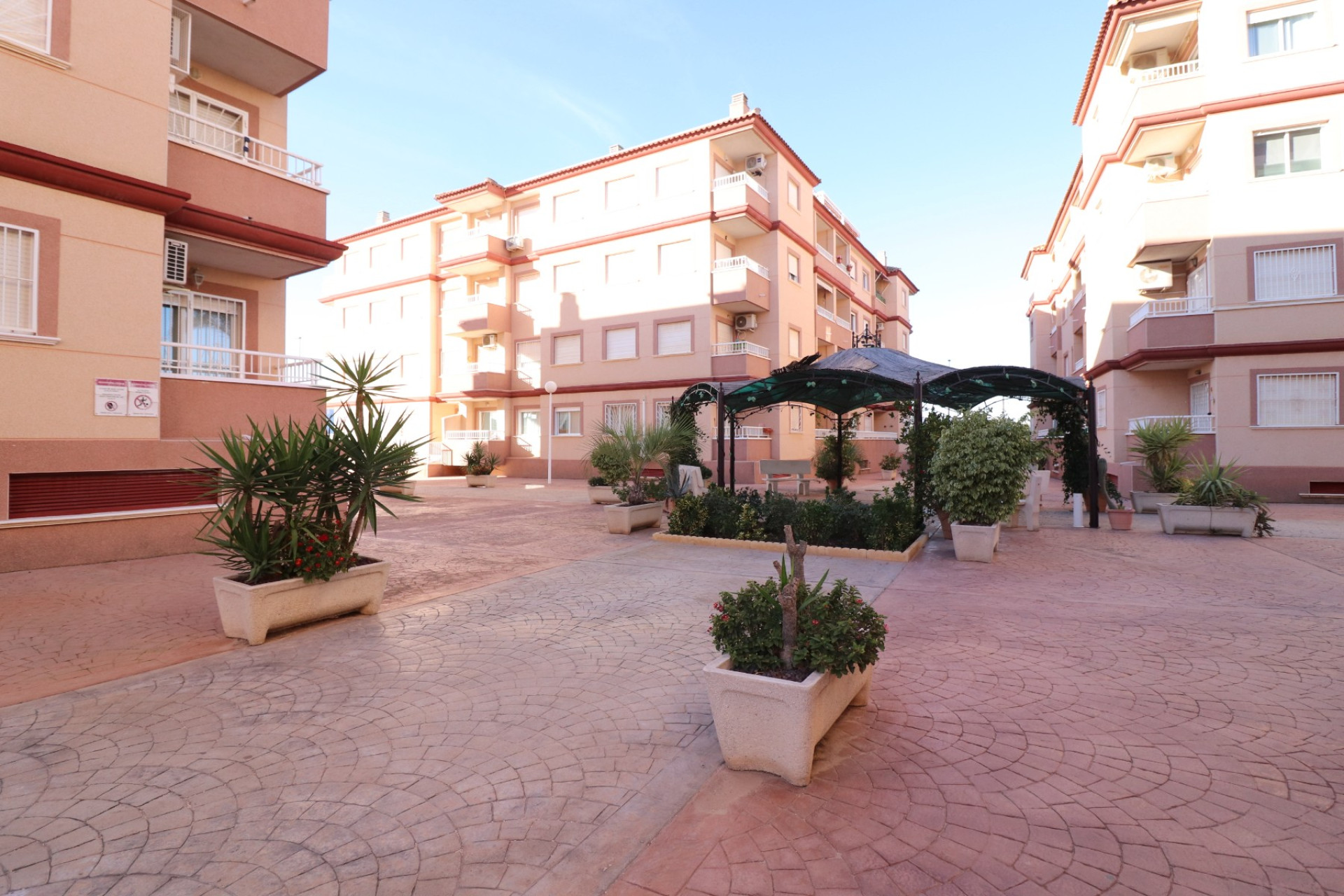 Resale - Apartment - Algorfa - Algorfa - Village