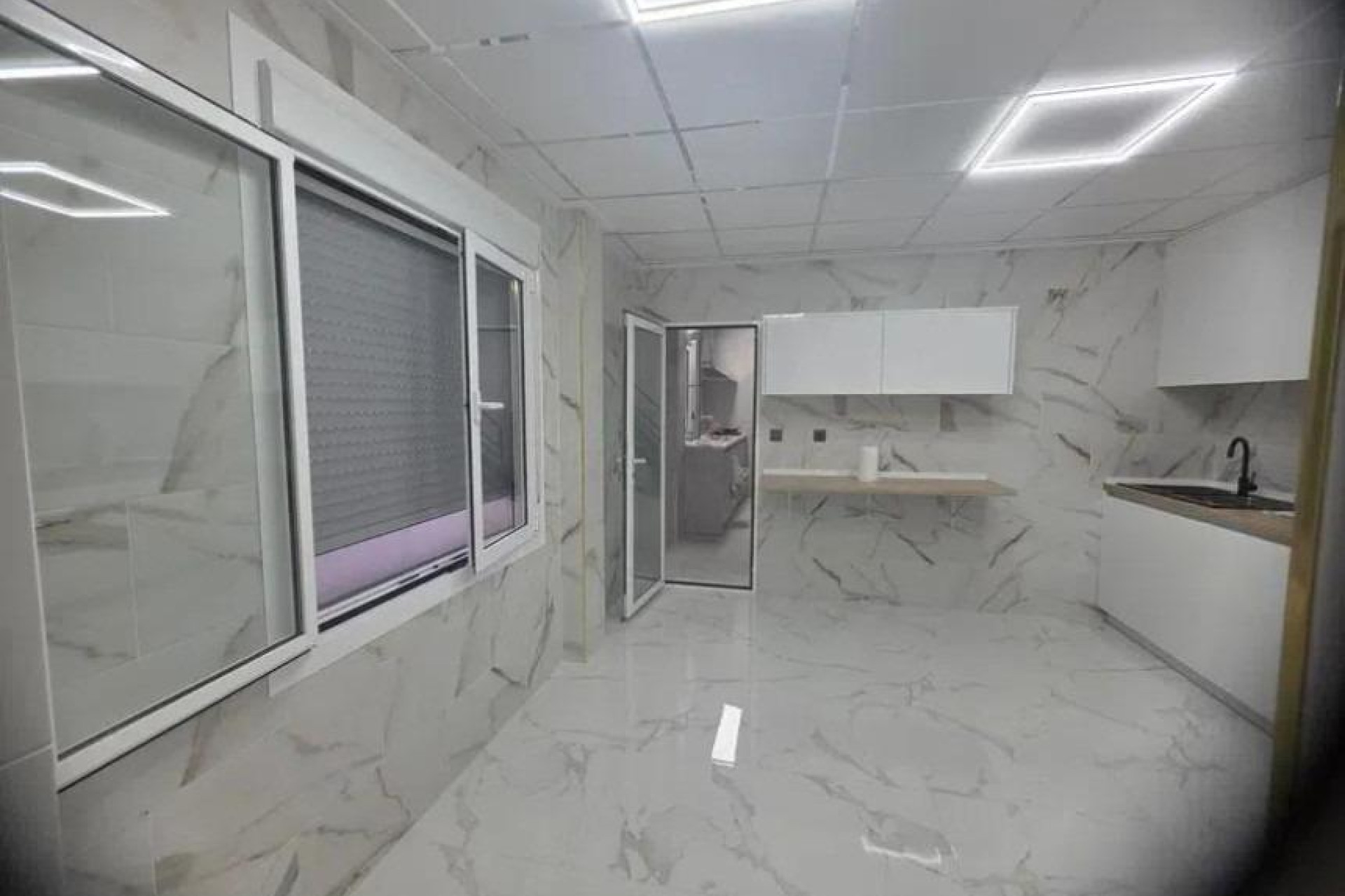 Resale - Apartment - Almoradi - Centro urbano 2