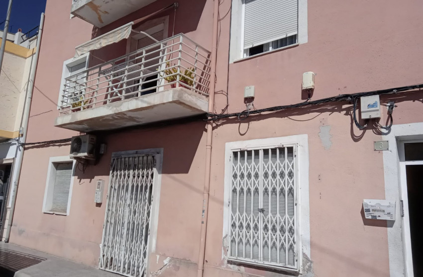 Resale - Apartment - Almoradí