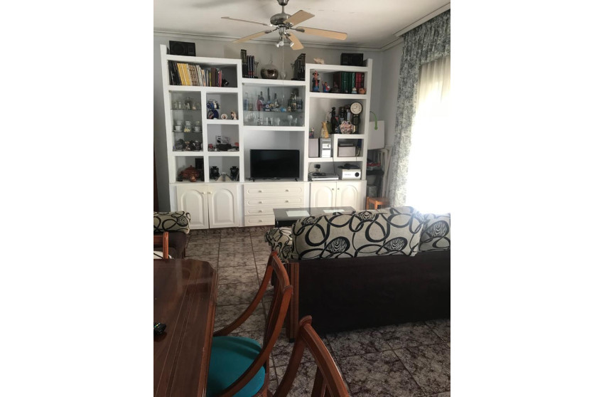 Resale - Apartment - Almoradí