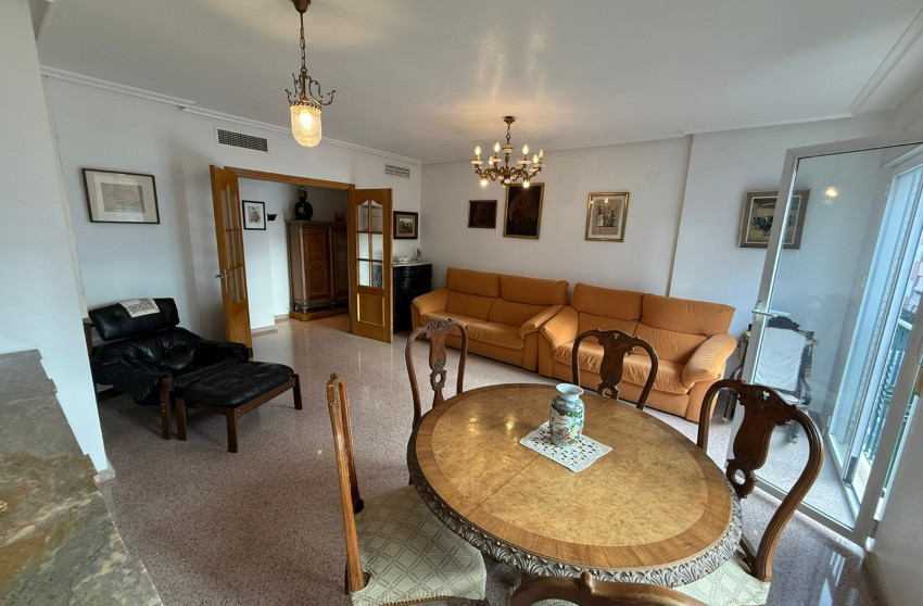 Resale - Apartment - Almoradí