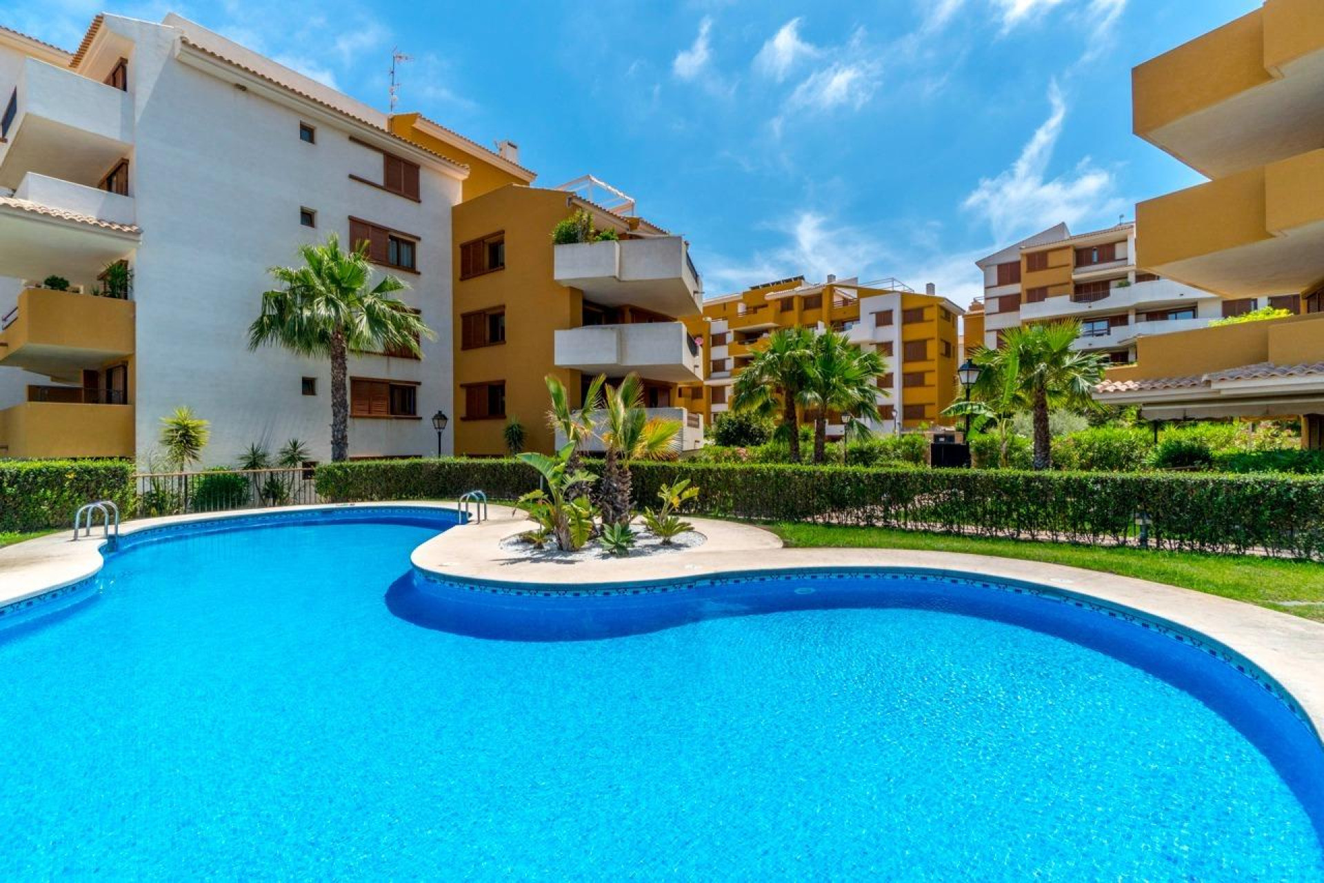 Resale - Apartment - Cabo Roig - Costa blanca