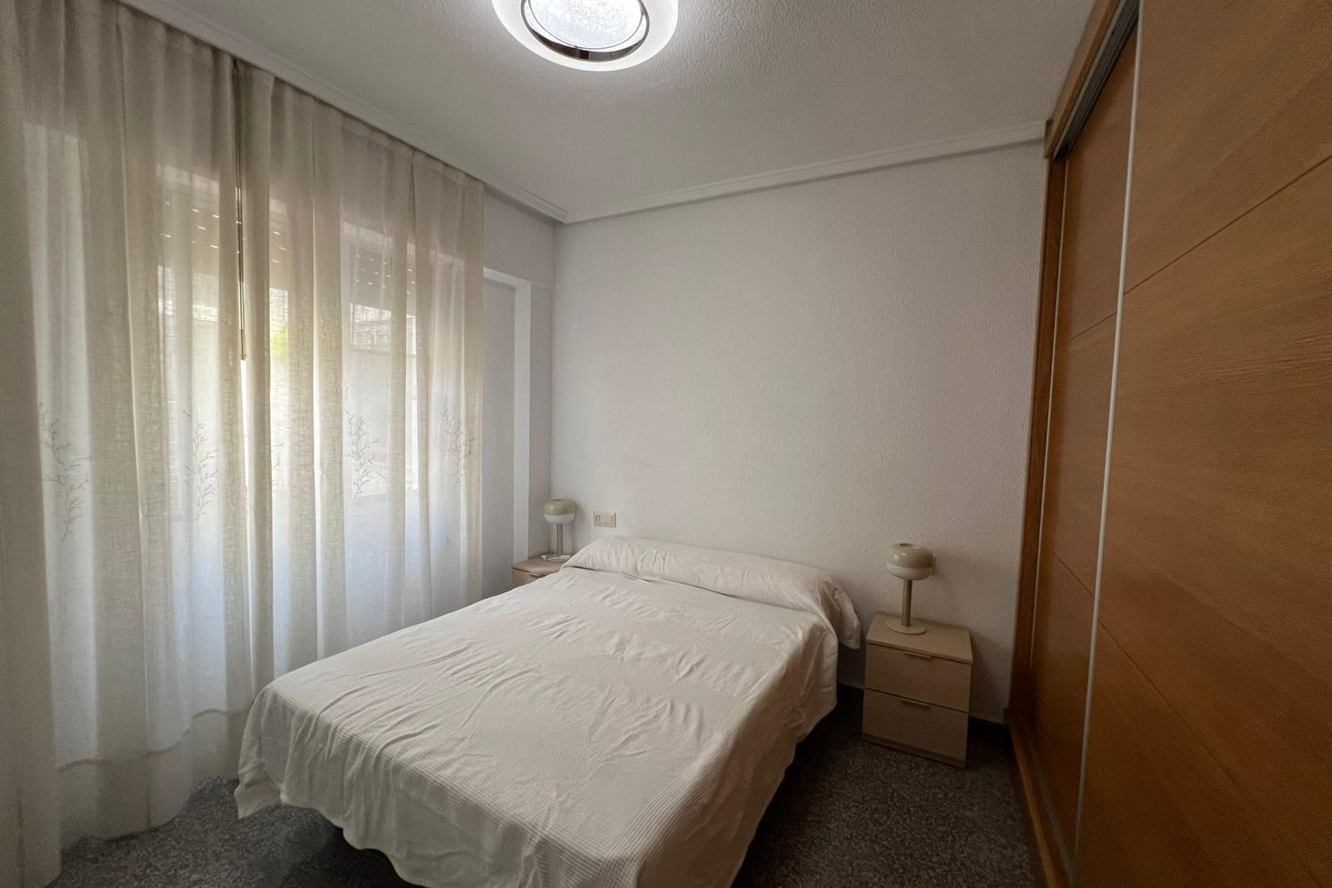 Resale - Apartment - Dolores - CENTRO