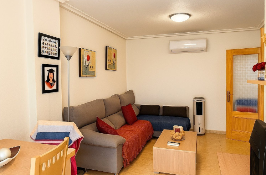 Resale - Apartment - Flat - Formentera del Segura