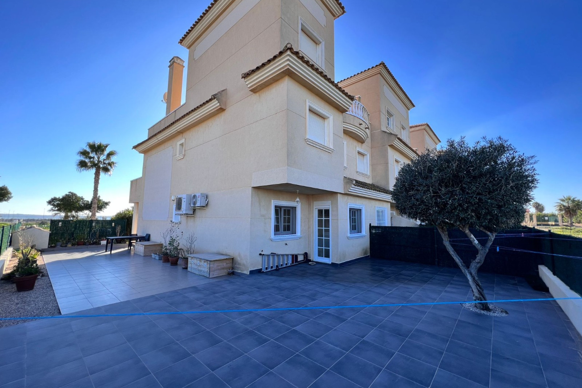 Resale - Apartment flat - Guardamar del Segura - El Raso