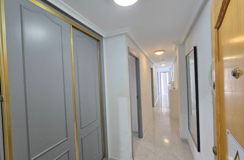 Resale - Apartment / Flat * - Los Montesinos *