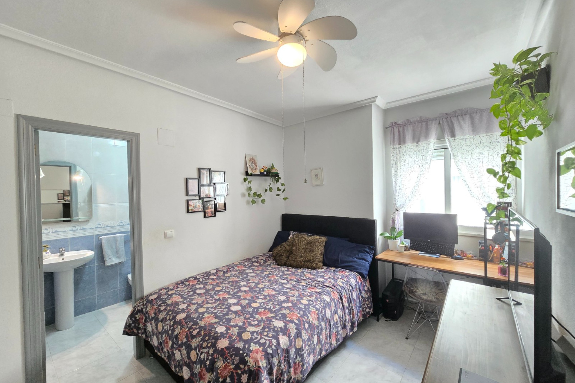 Resale - Apartment / Flat * - Los Montesinos *