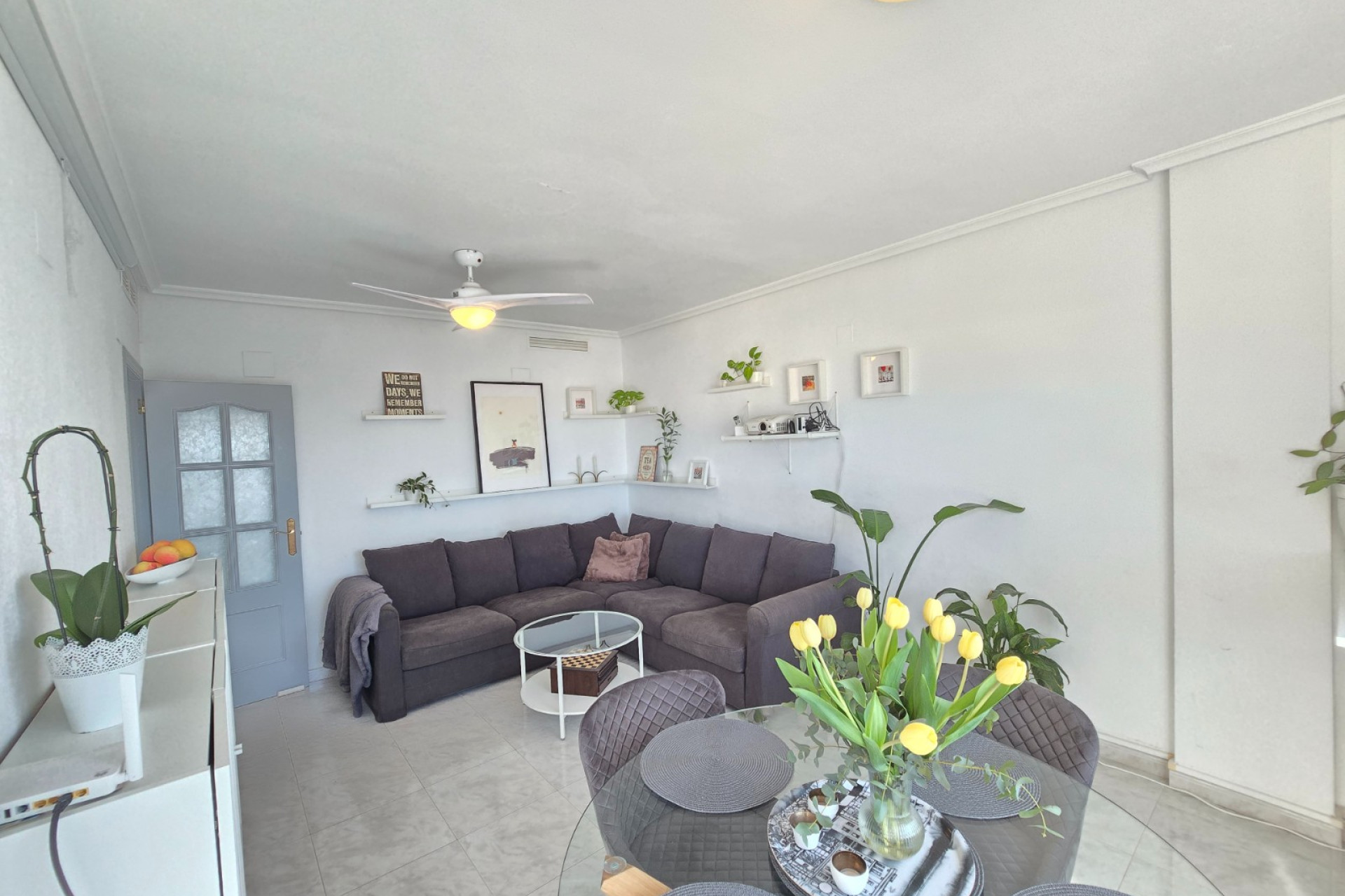 Resale - Apartment / Flat * - Los Montesinos *