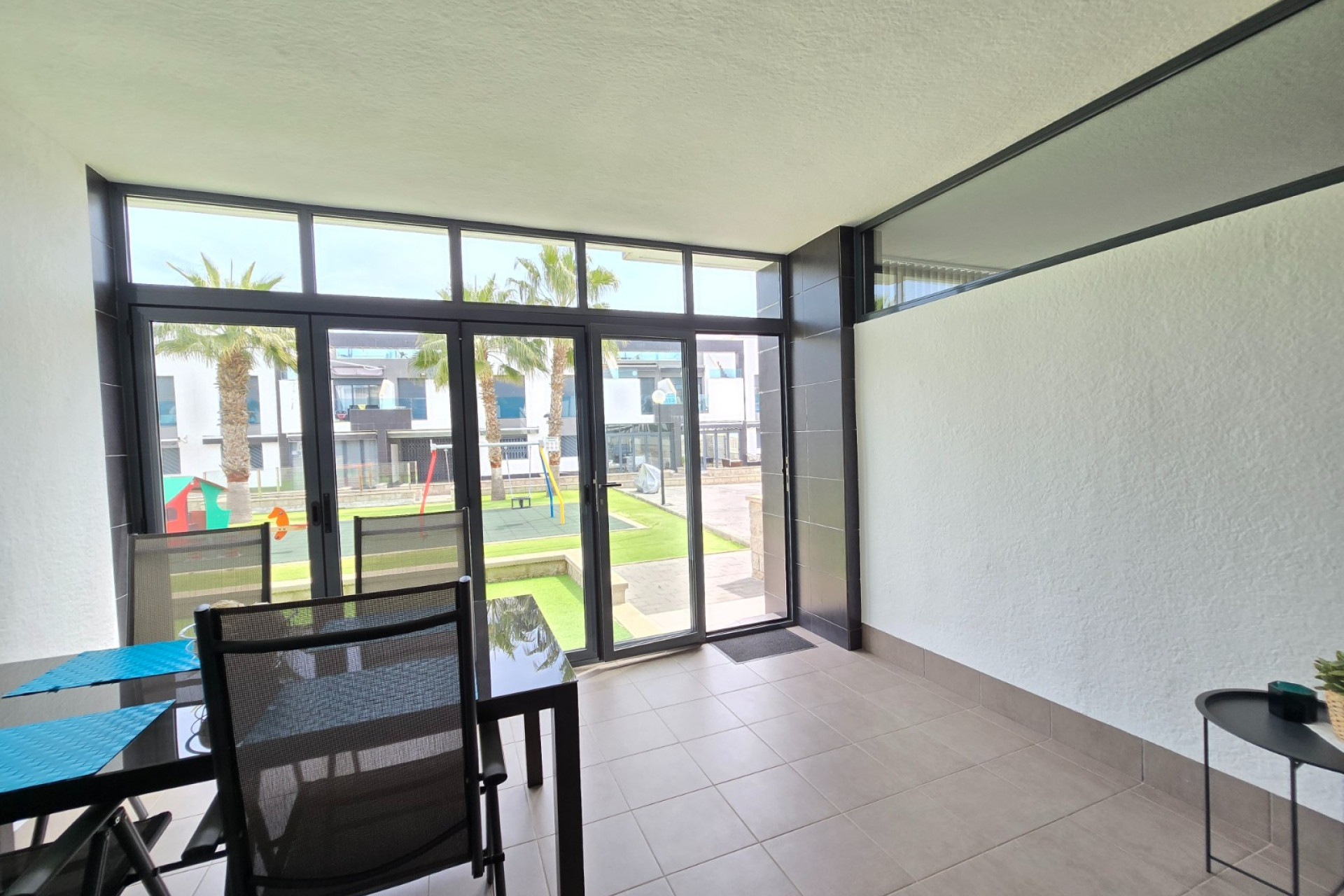 Resale - Apartment / Flat * - Orihuela Costa * - Punta Prima *