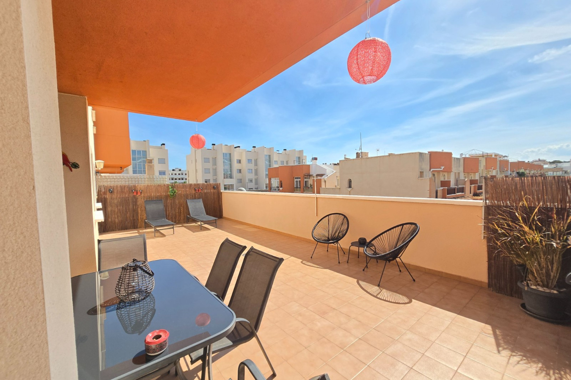 Resale - Apartment / Flat * - Orihuela Costa * - Villamartín *
