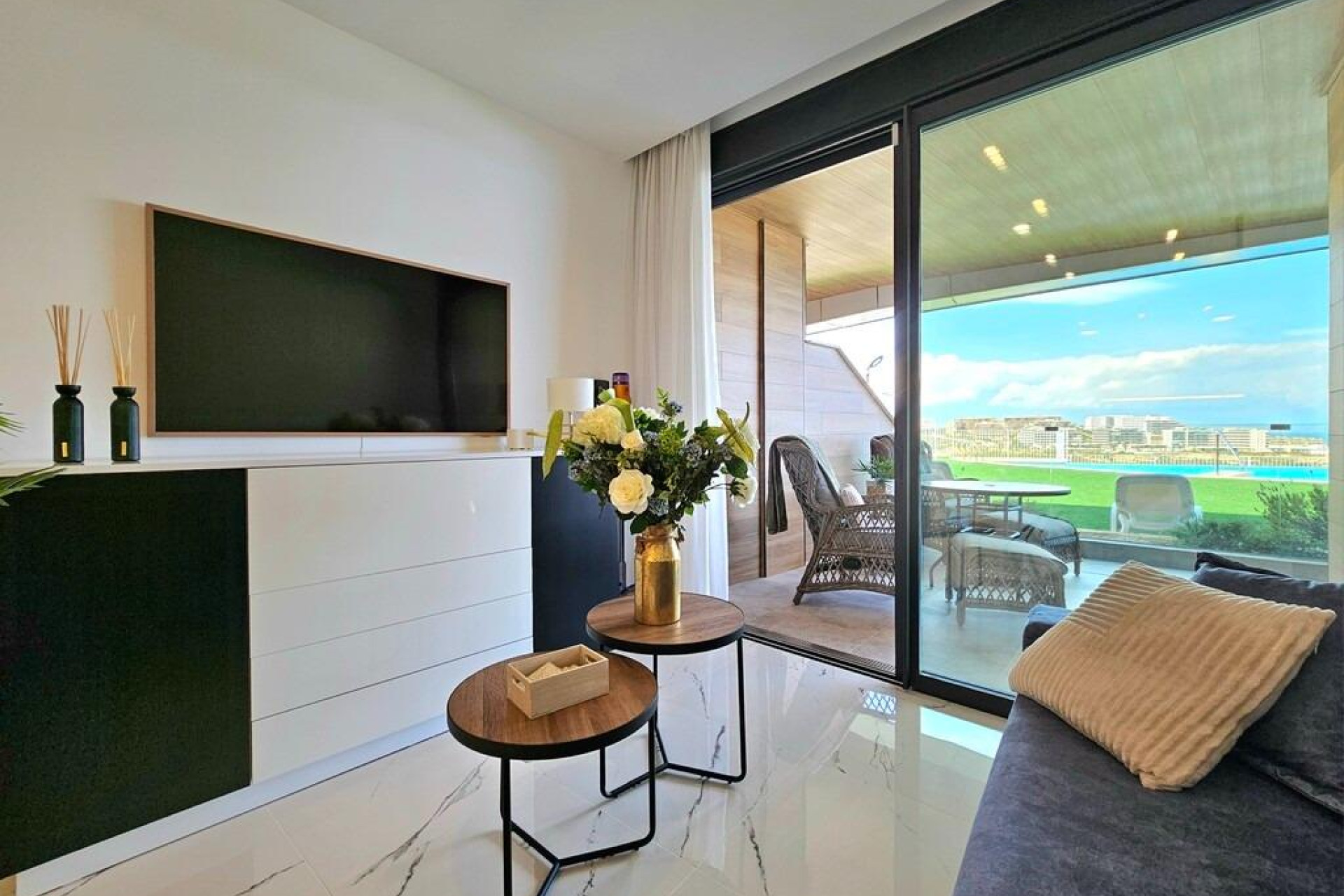 Resale - Apartment - Gran alacant - Monte y Mar