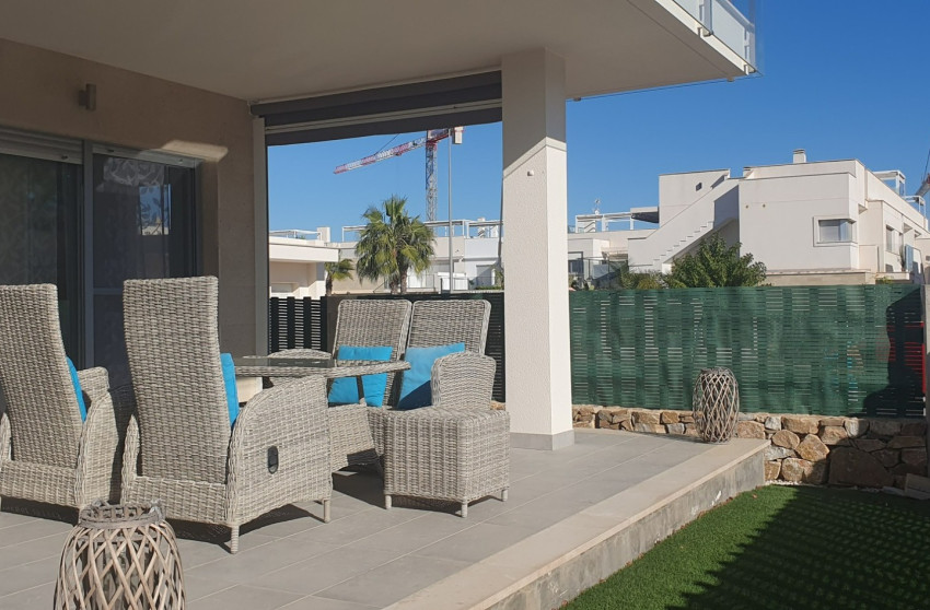 Resale - Apartment - Ground Floor - Orihuela Costa - Vistabella Golf