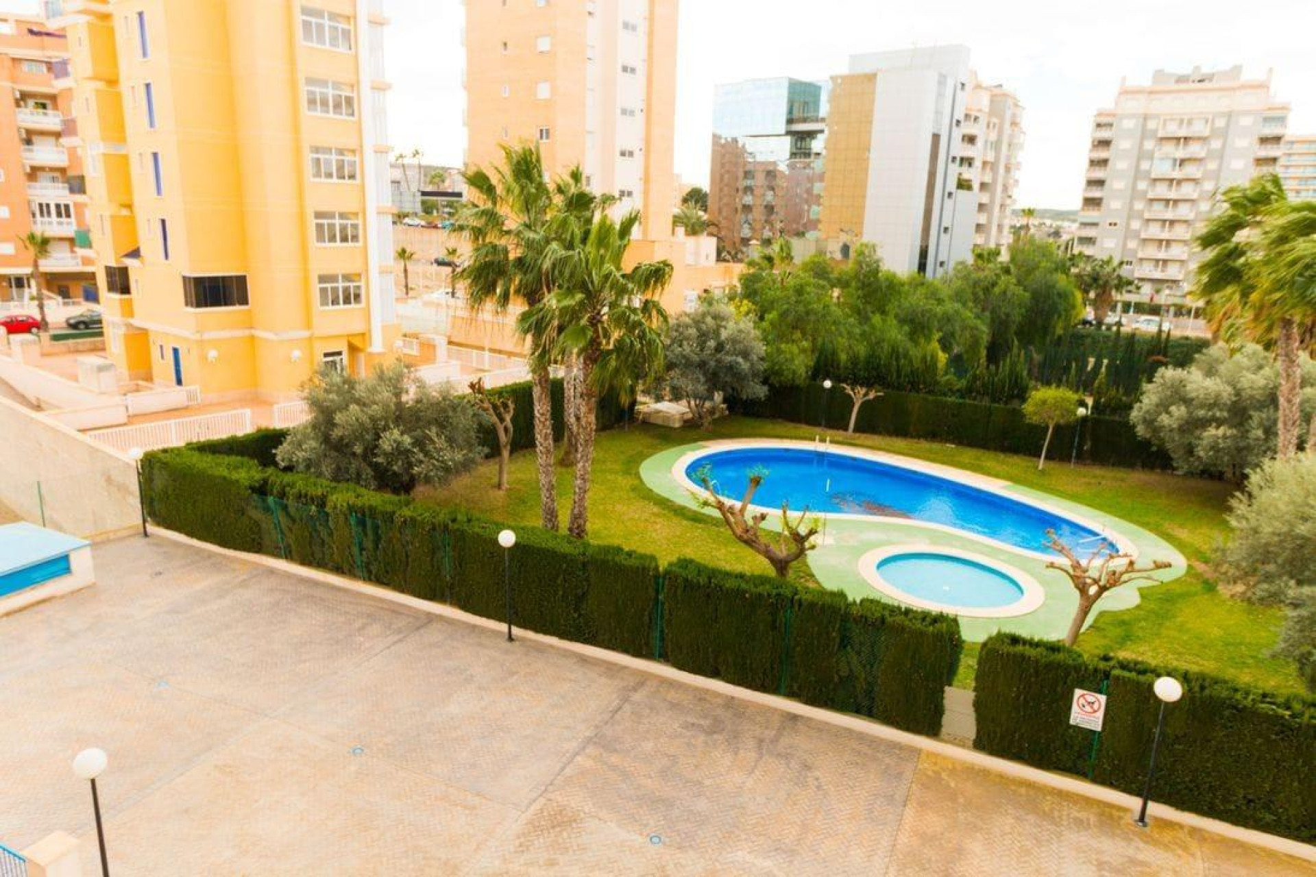 Resale - Apartment - Guardamar del Segura - CENTRO