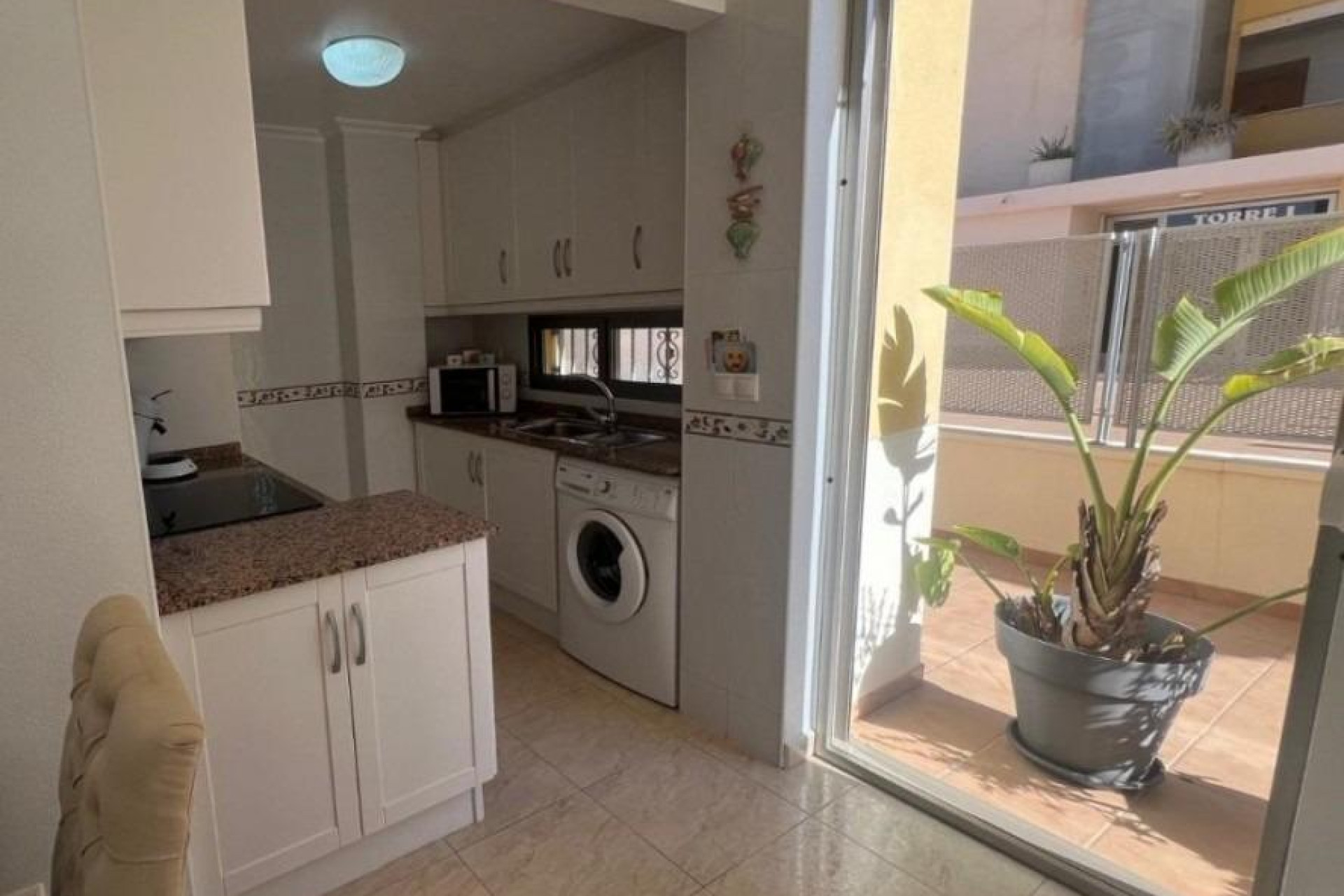 Resale - Apartment - Guardamar del Segura - CENTRO