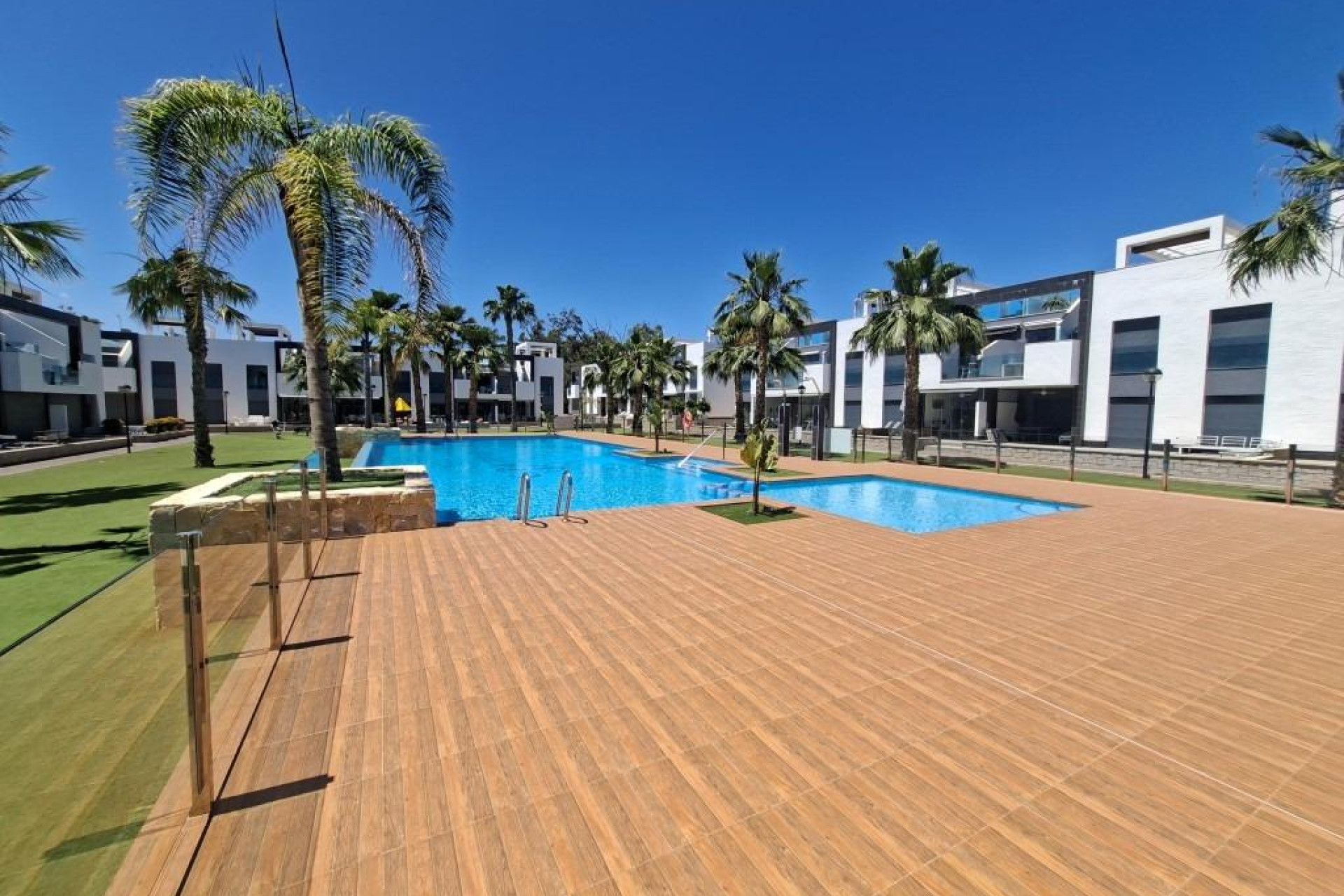 Resale - Apartment - Guardamar del Segura - El Raso