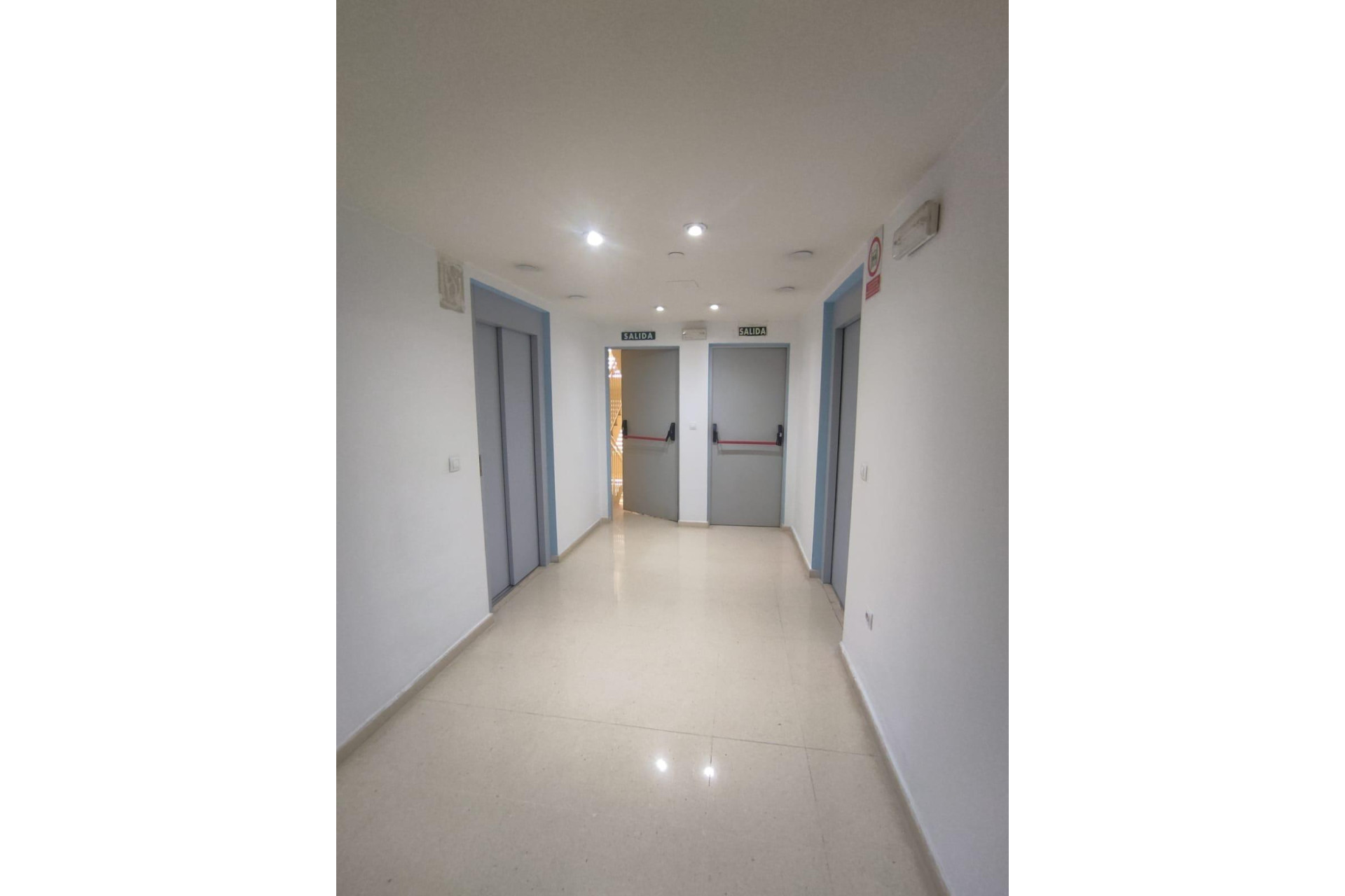 Resale - Apartment - Guardamar del Segura - Pueblo