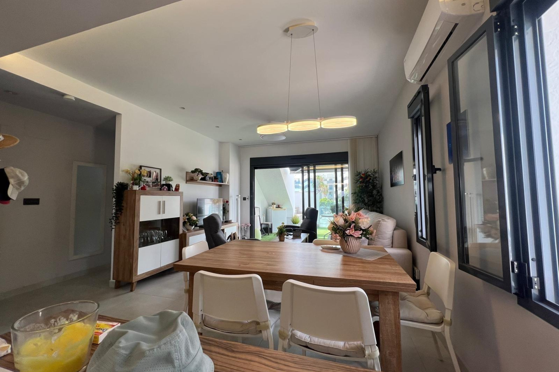Resale - Apartment - Guardamar del Segura - Urbanizaciones