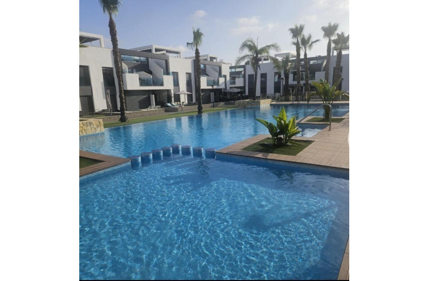Resale - Apartment - Guardamar del Segura - Urbanizaciones