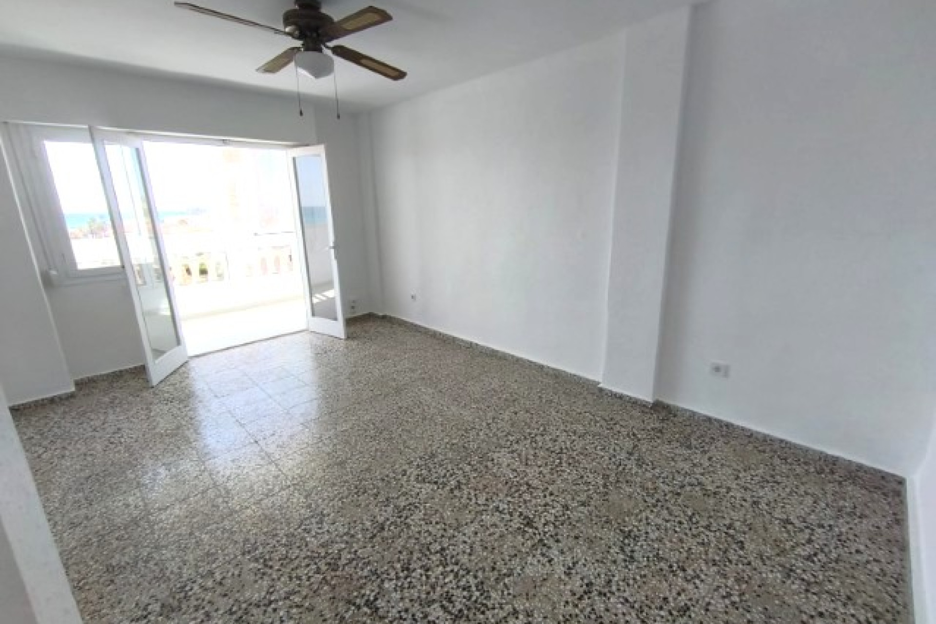 Resale - Apartment - La Mata