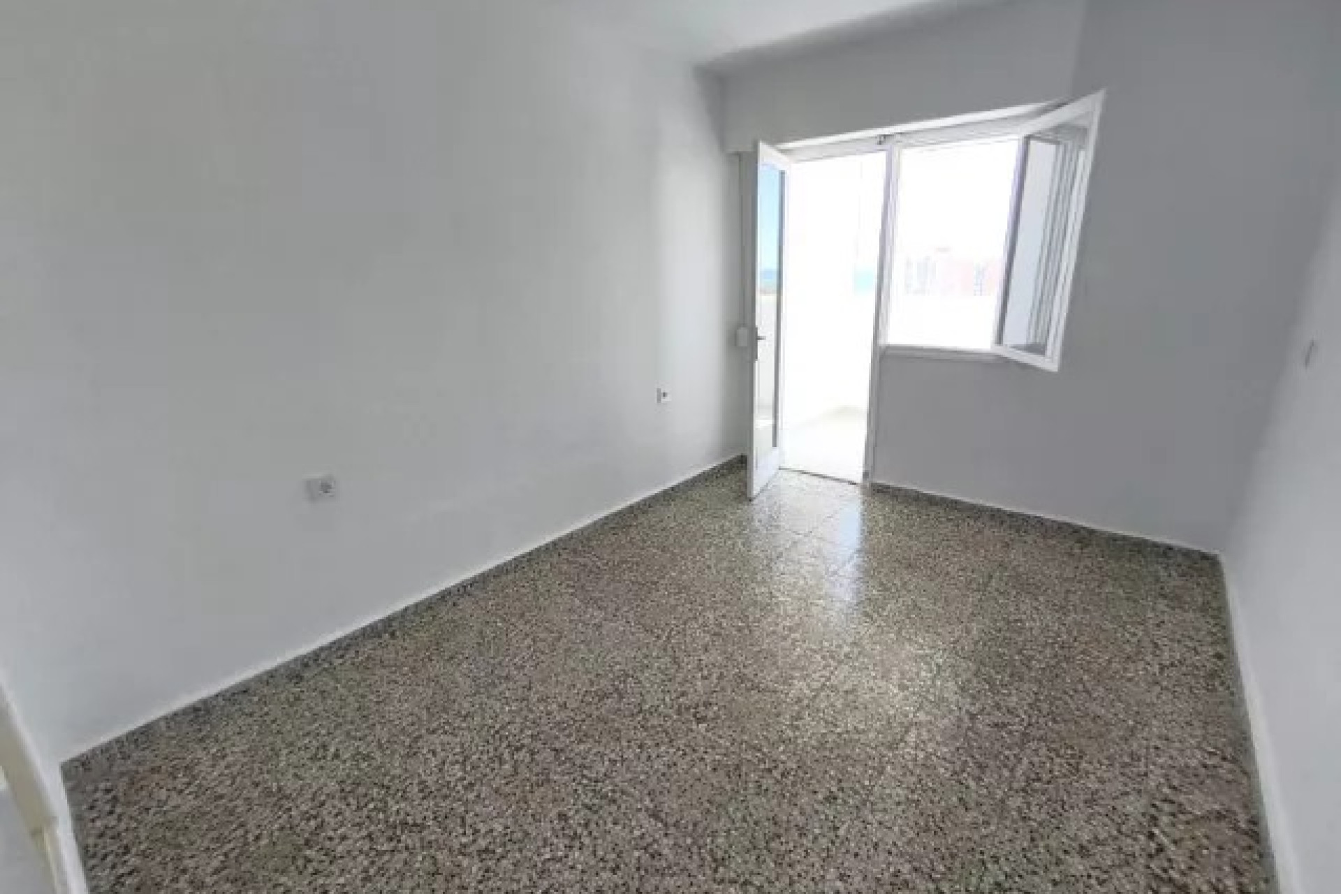 Resale - Apartment - La Mata
