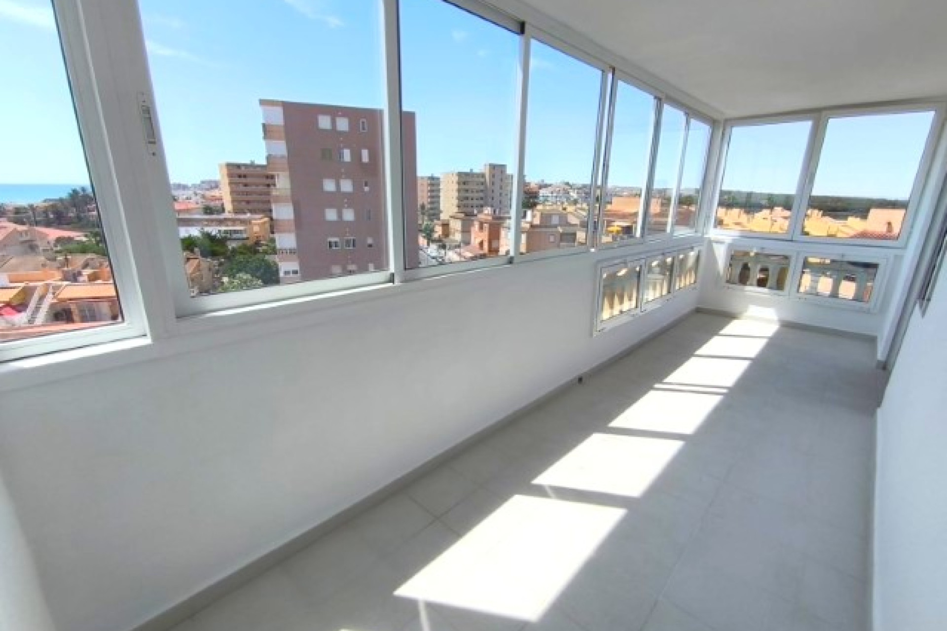 Resale - Apartment - La Mata