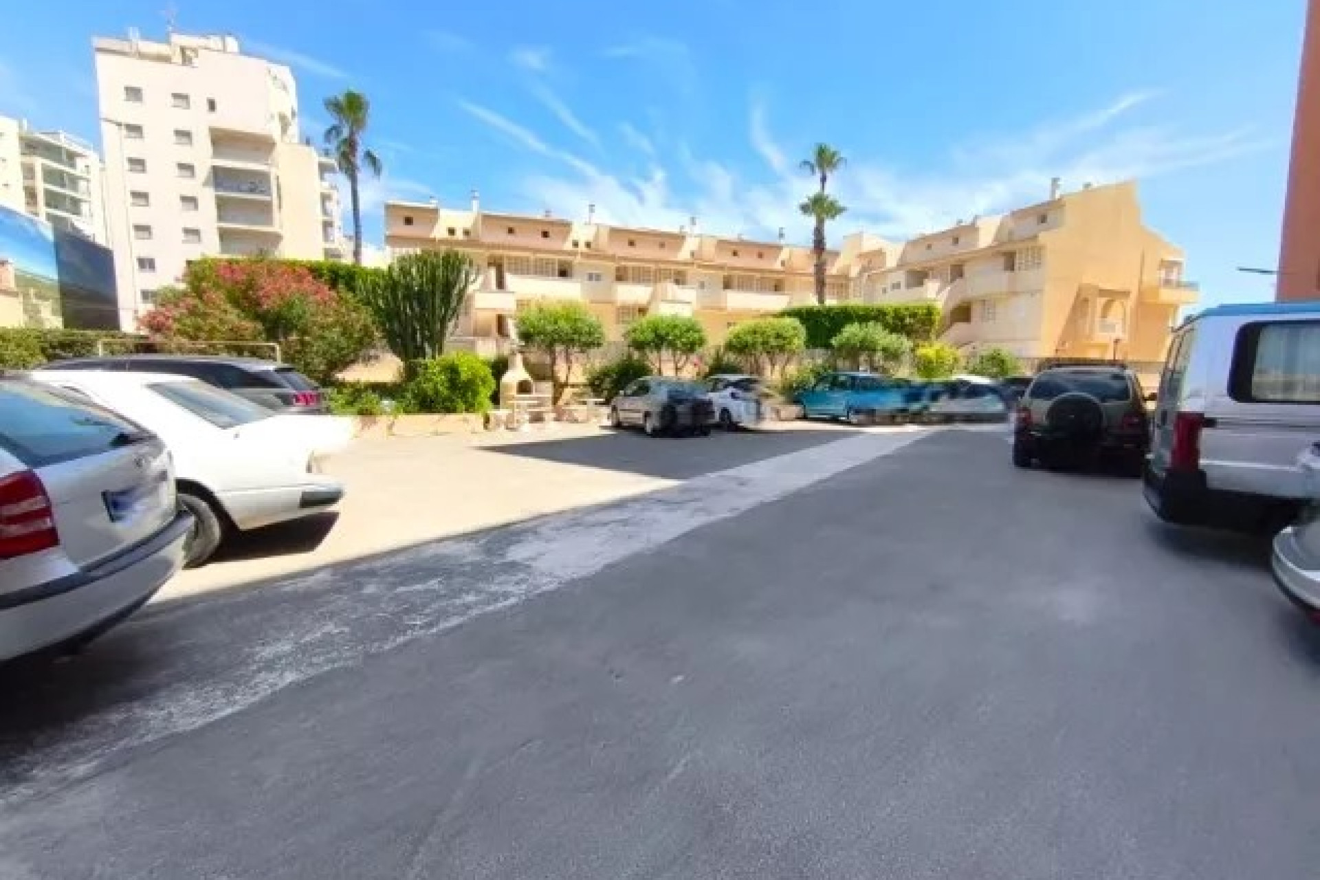 Resale - Apartment - La Mata