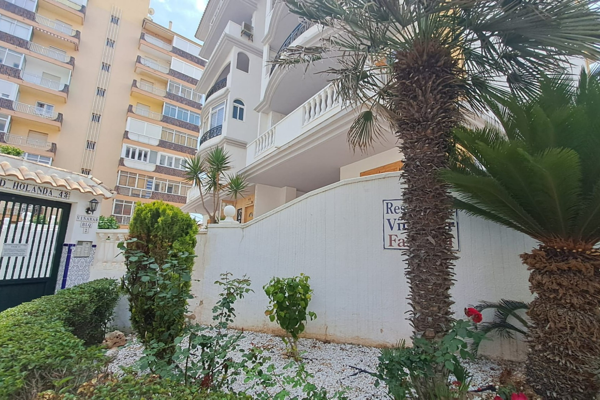 Resale - Apartment - La Mata