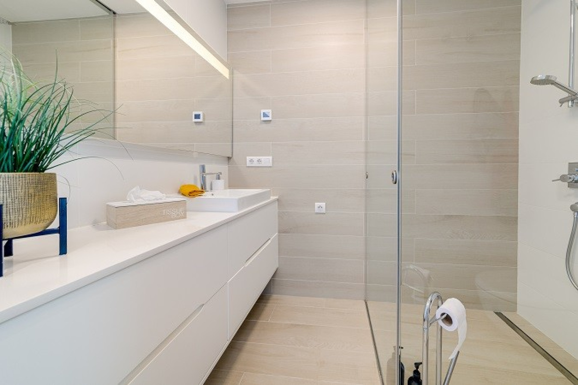 Resale - Apartment - Las Colinas Golf Resort