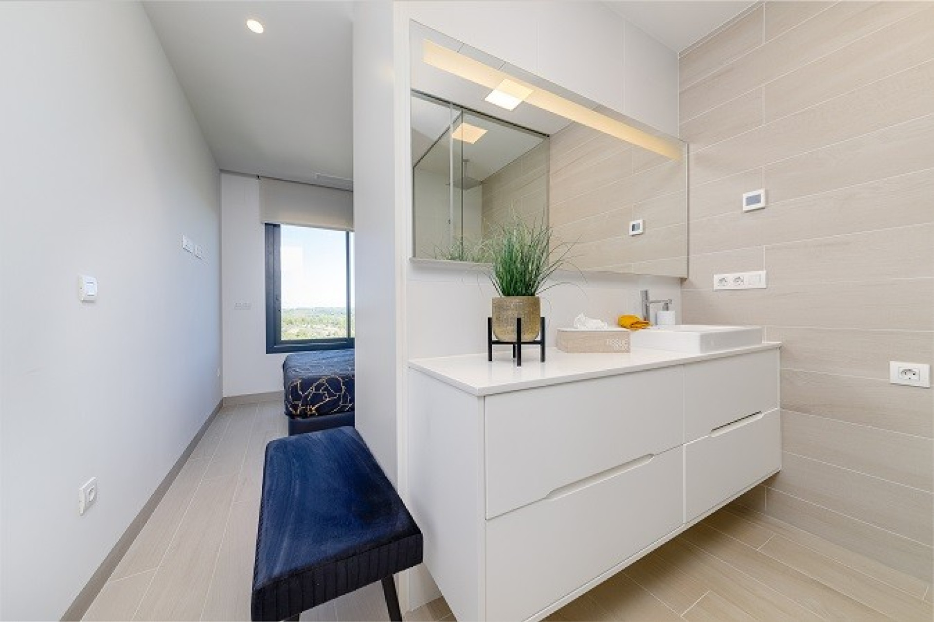 Resale - Apartment - Las Colinas Golf Resort