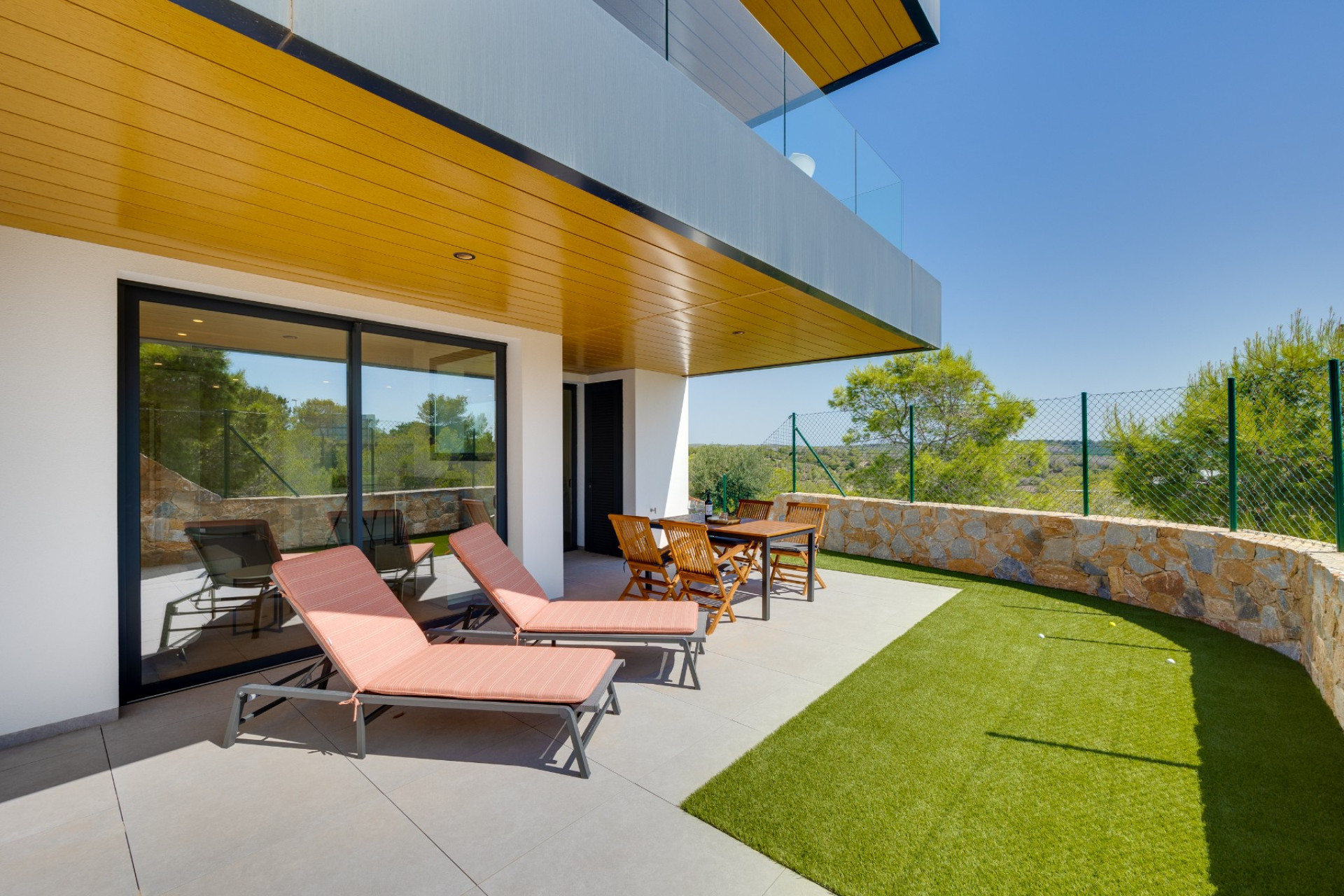 Resale - Apartment - Las Colinas Golf Resort