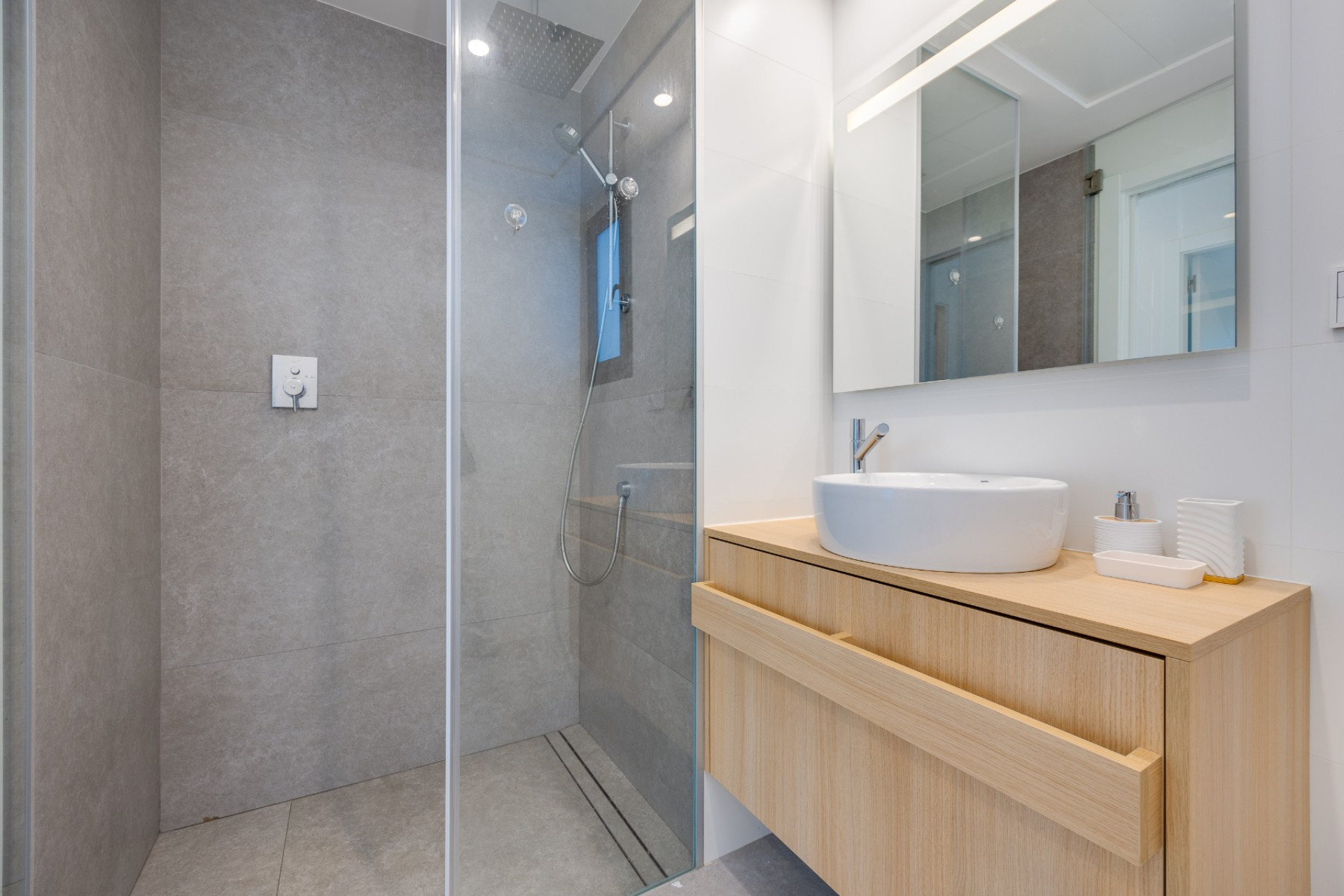 Resale - Apartment - Las Colinas Golf Resort