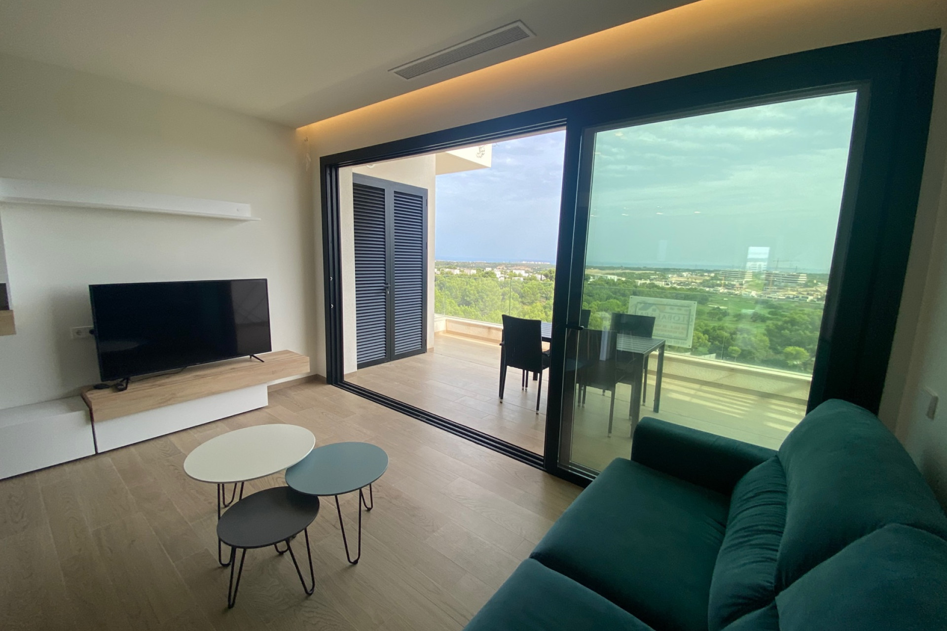 Resale - Apartment - Las Colinas