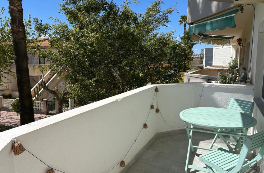 Resale - Apartment - Orihuela Costa - Cabo Roig