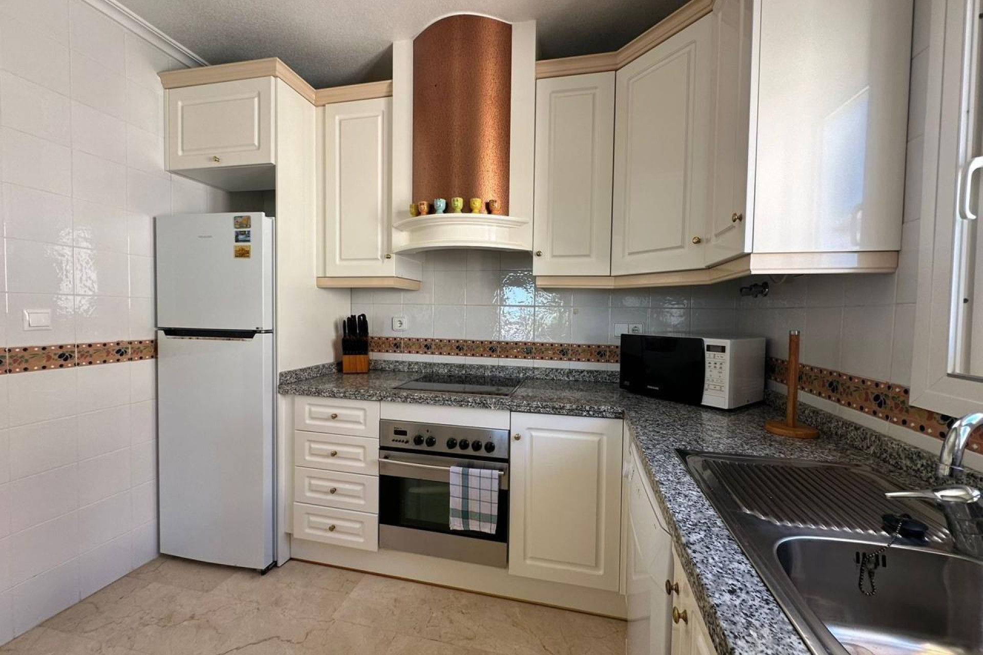Resale - Apartment - Orihuela Costa - La Chismosa