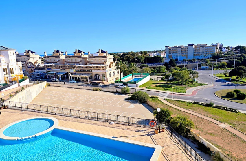 Resale - Apartment - Orihuela Costa - La Zenia