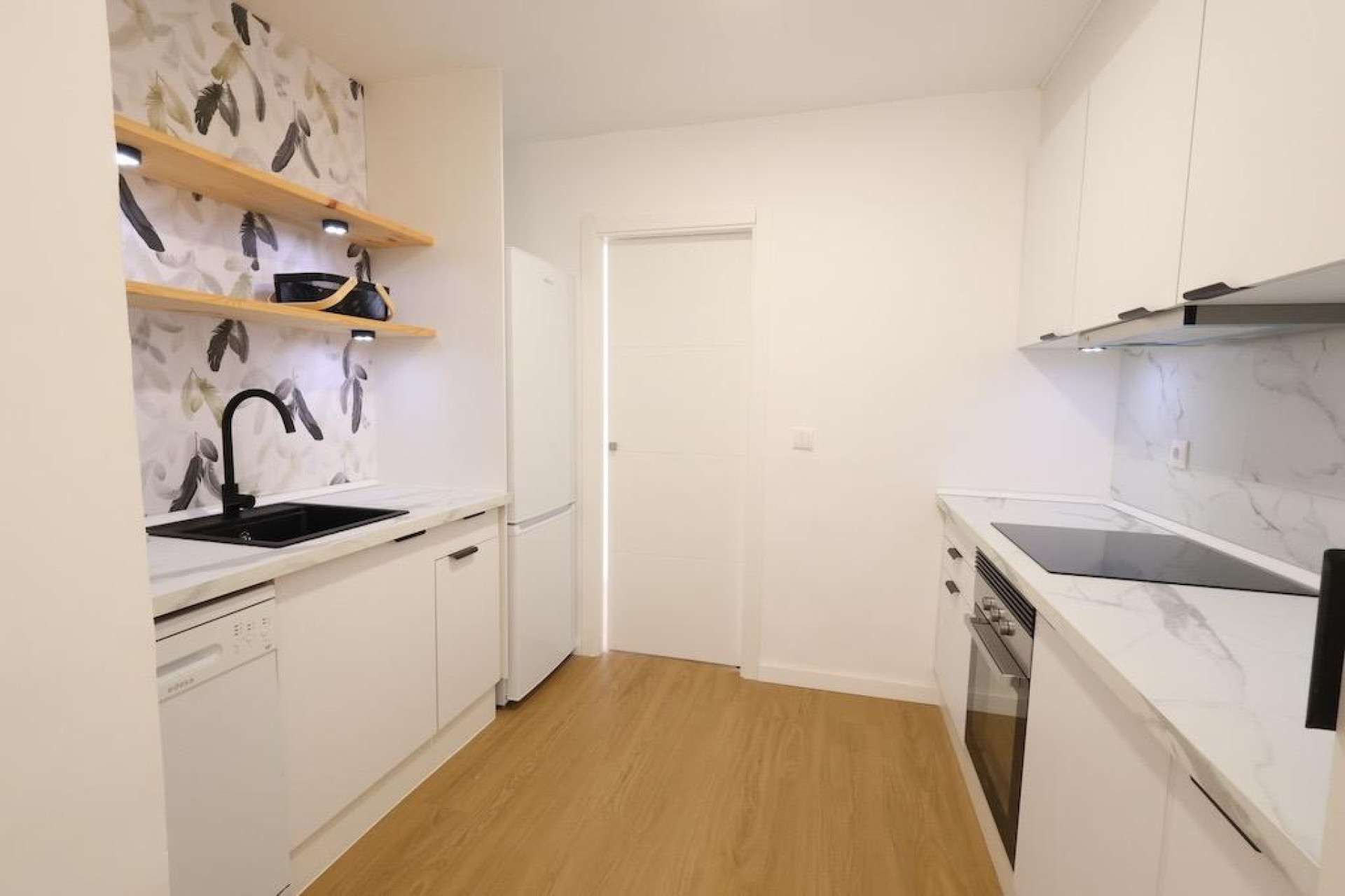 Resale - Apartment - Orihuela Costa - La Zenia