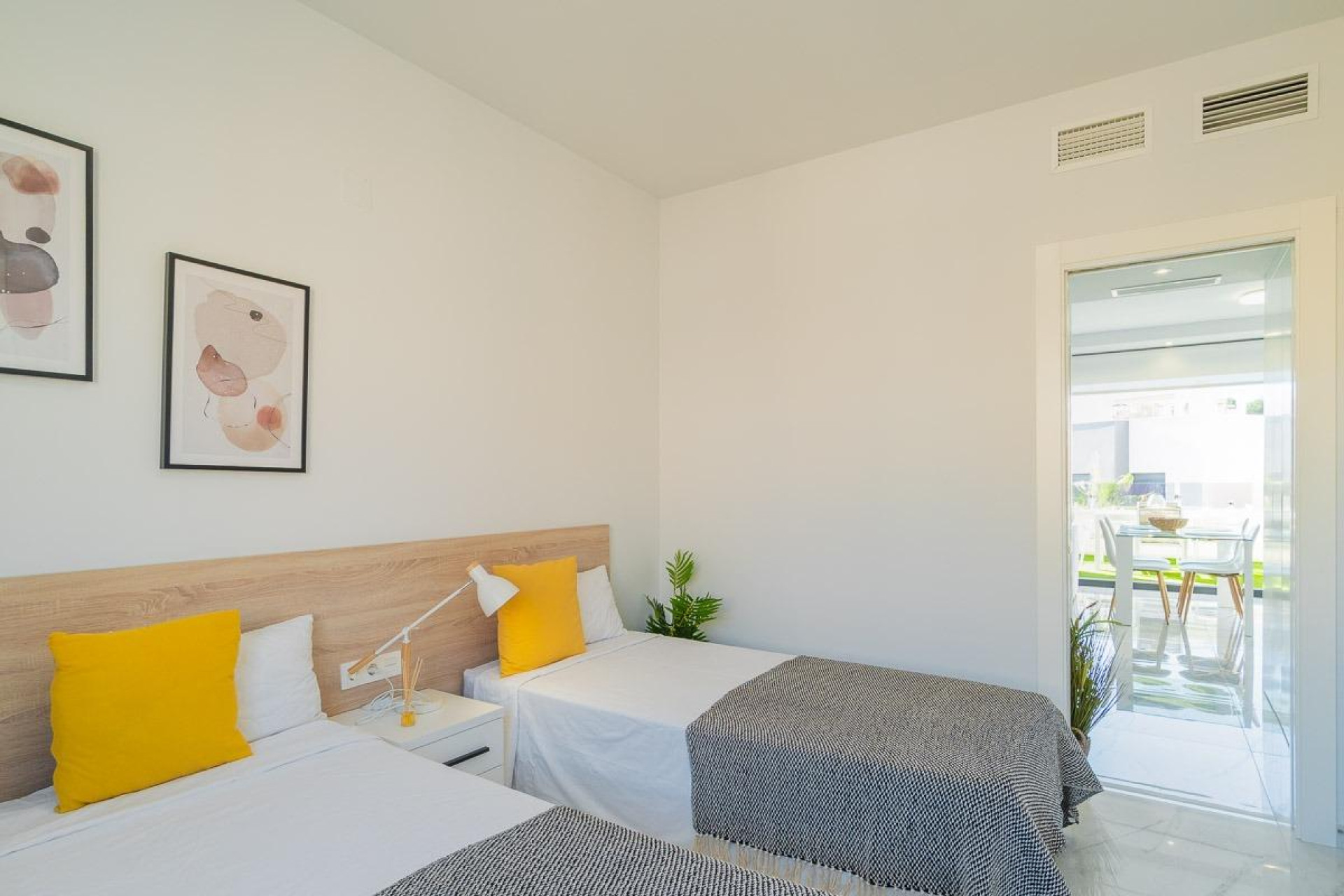 Resale - Apartment - Orihuela Costa - PAU 26