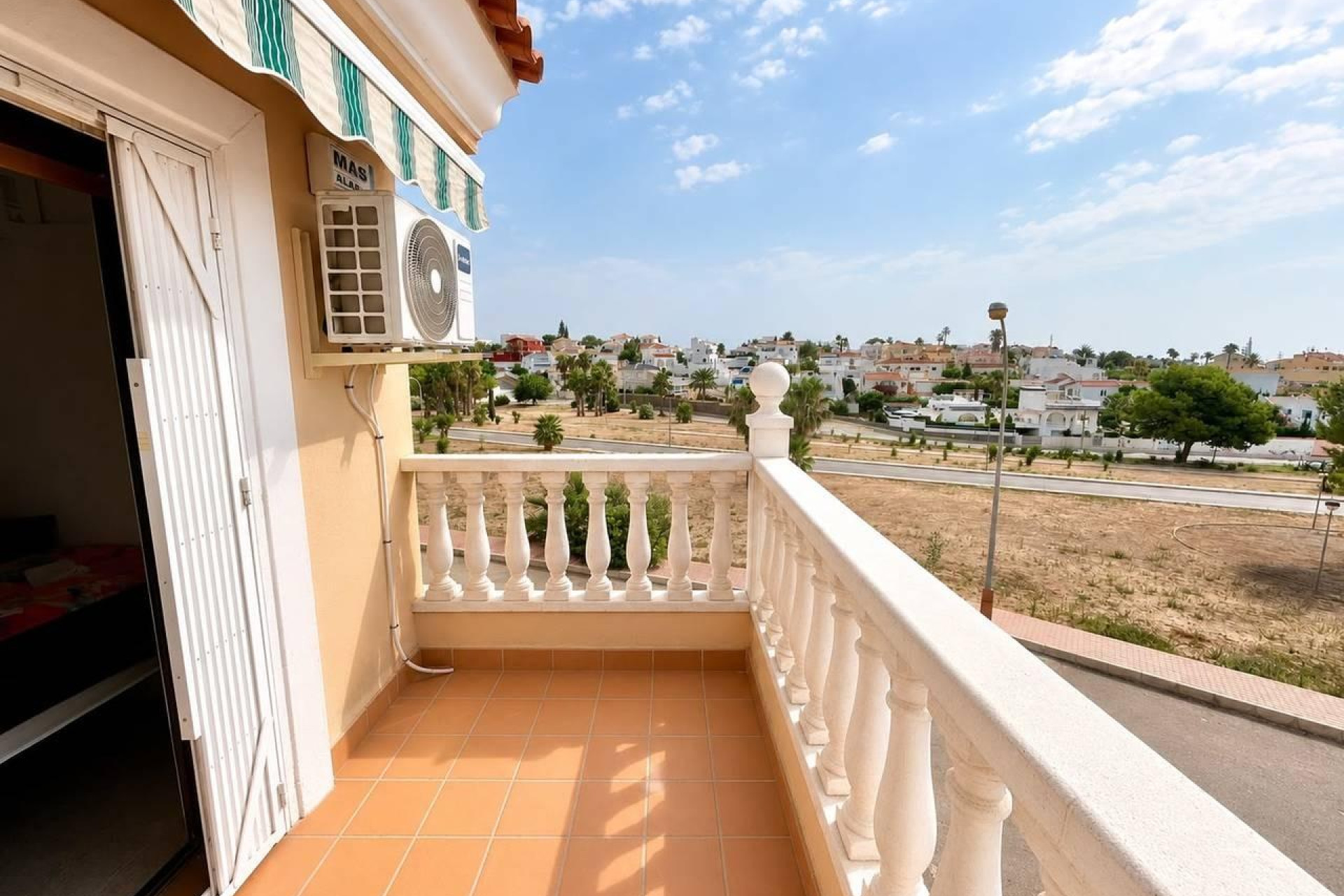 Resale - Apartment - Orihuela Costa - PAU 26
