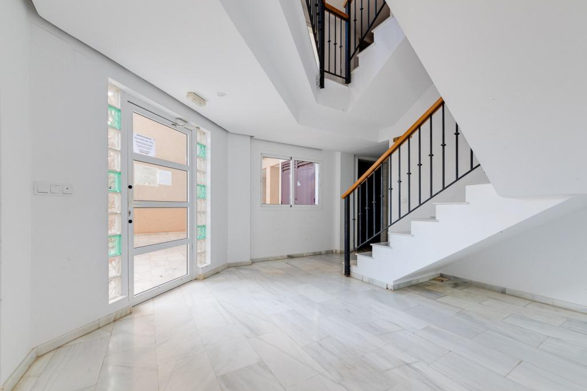 Resale - Apartment - Orihuela Costa - Playa Flamenca